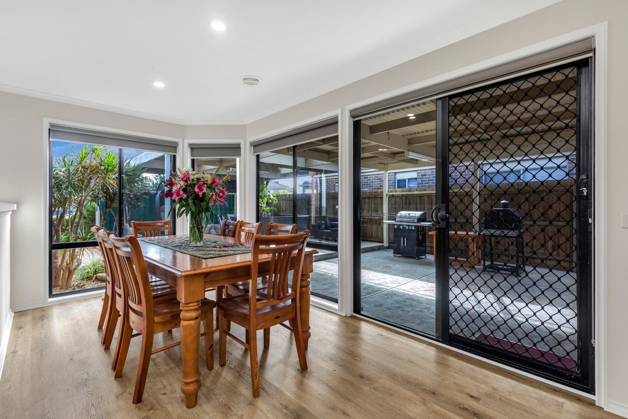 42 Grant Avenue, Werribee VIC 3030, Werribee - Thumbnail 4