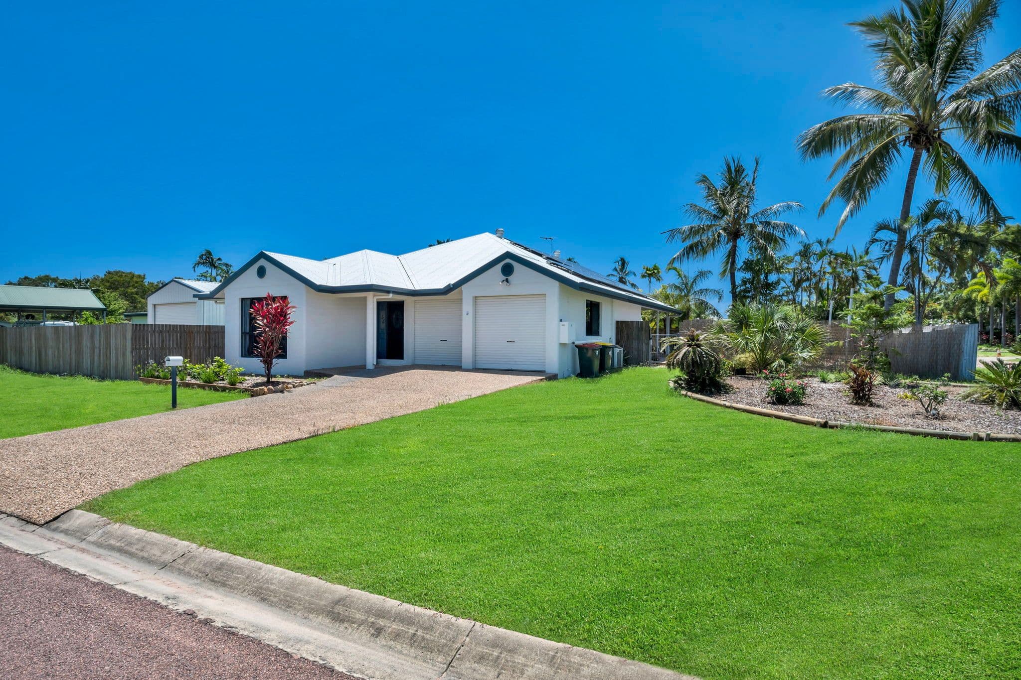 3 Lasindra Court, Bushland Beach QLD 4818, Bushland Beach - Thumbnail 3
