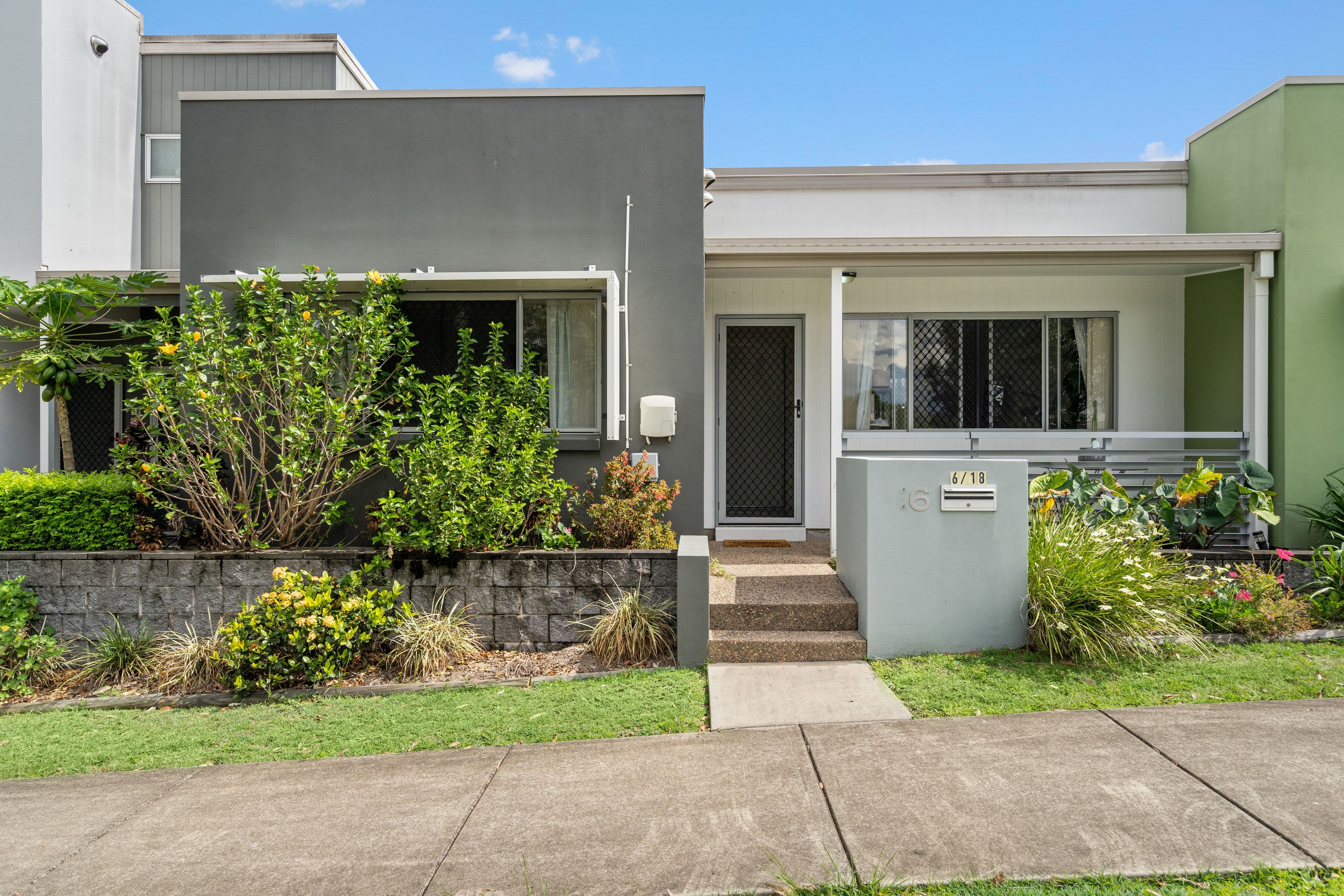 18 Carnarvon Crescent, Fitzgibbon QLD 4018, Fitzgibbon - Image 1