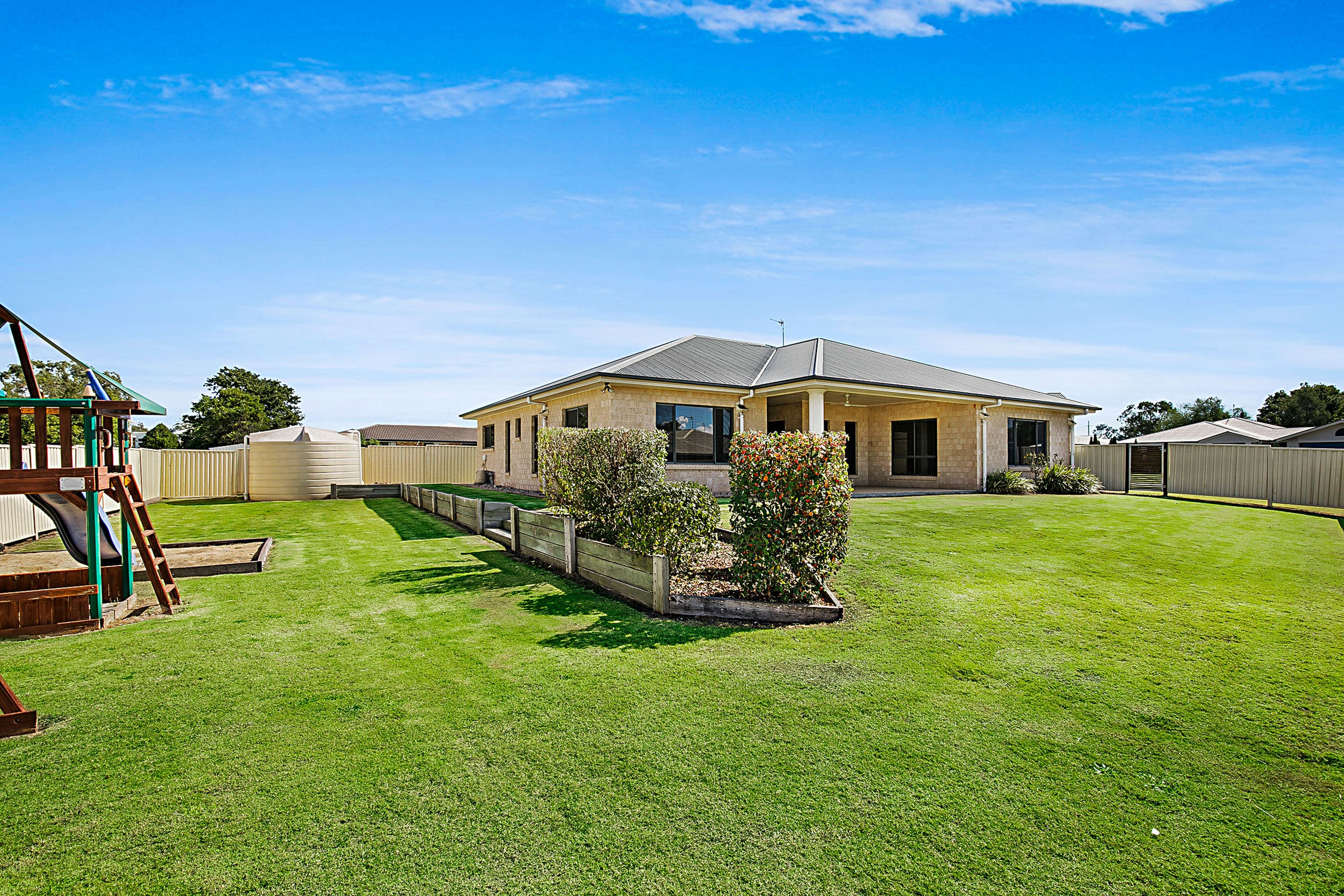 7 Draydon Court, Pittsworth QLD 4356, Pittsworth - Thumbnail 2