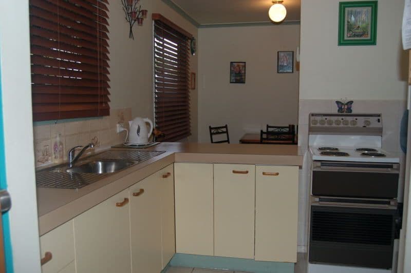 10   Huon Street, CRESTMEAD QLD 4132, Crestmead - Thumbnail 3