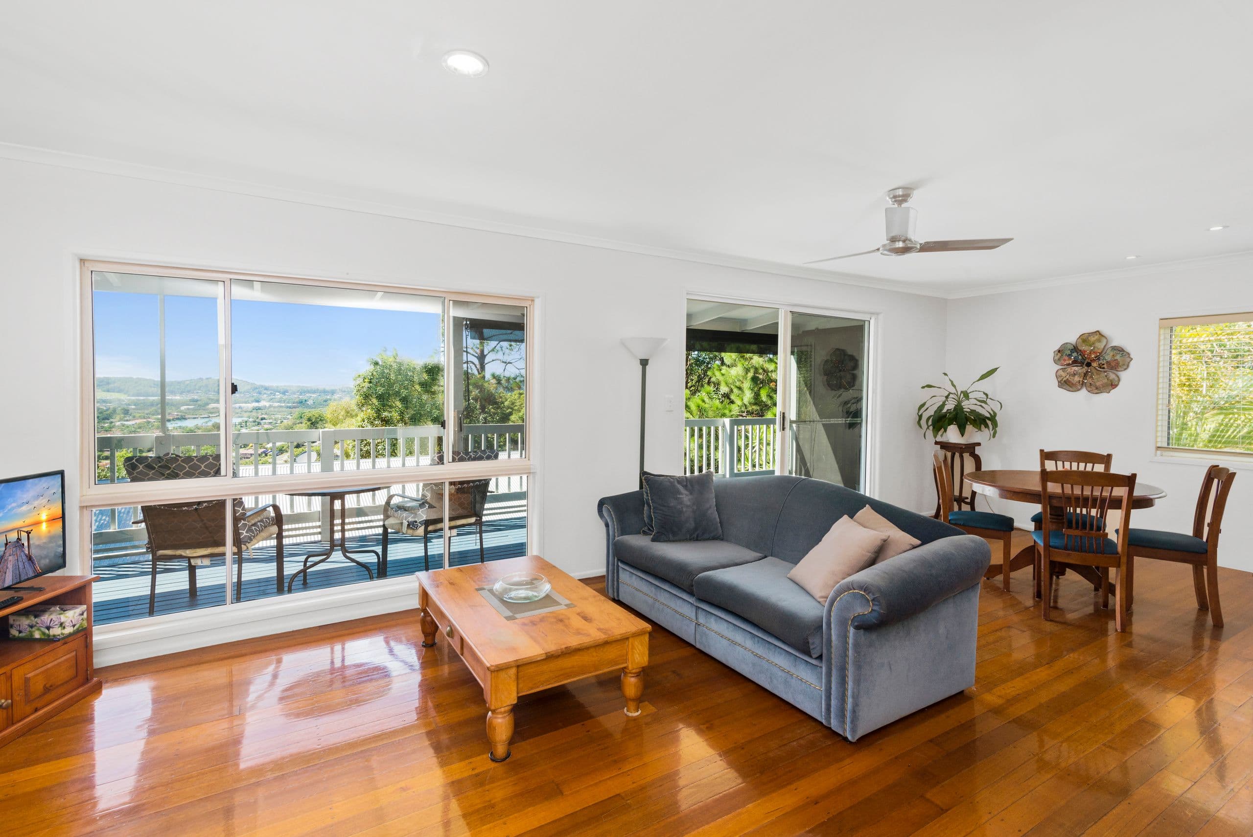64 Doubleview Drive, Elanora QLD 4221, Elanora - Thumbnail 5