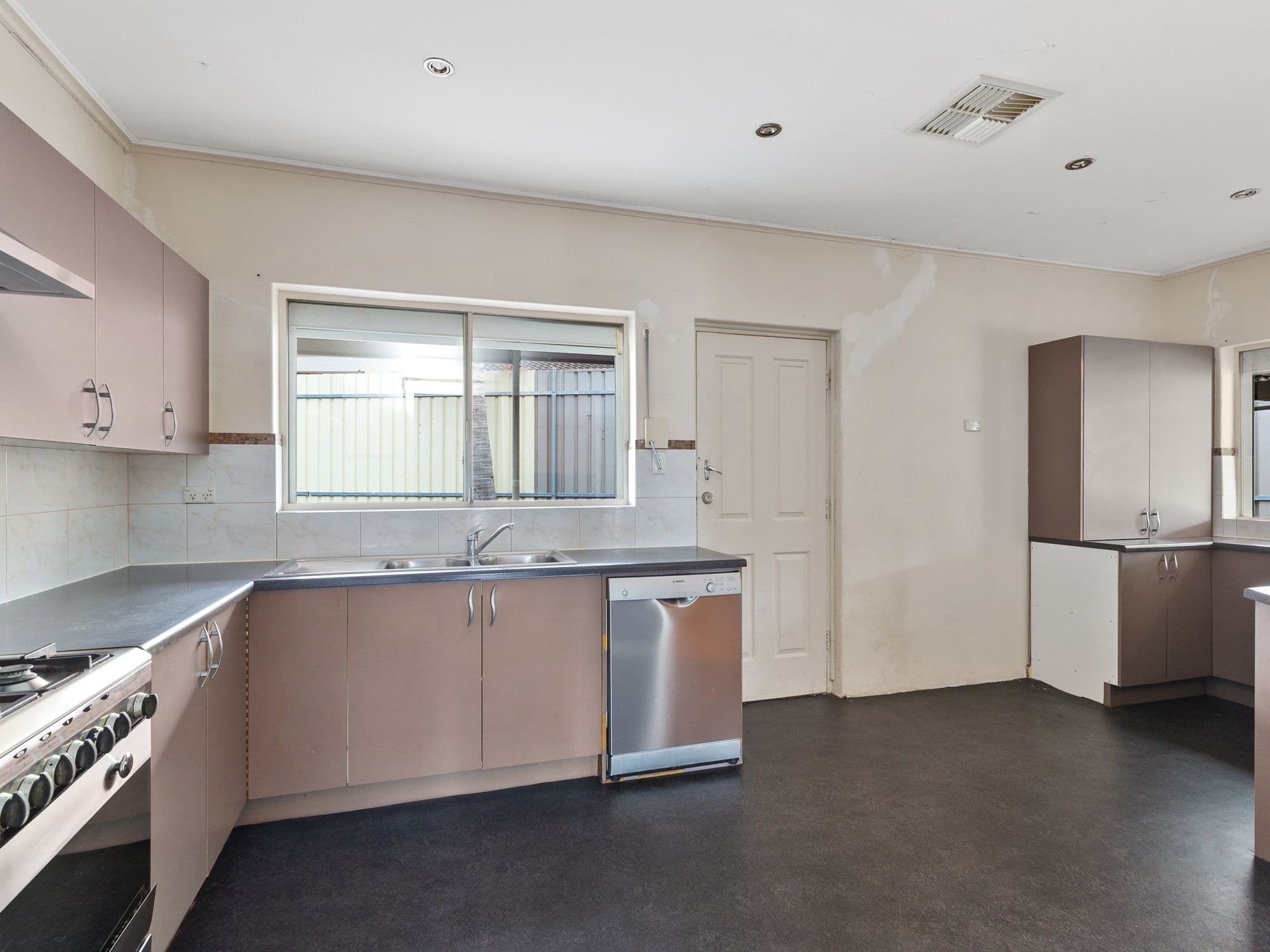 23 Cocks Avenue, Morphett Vale SA 5162, Morphett Vale - Thumbnail 4
