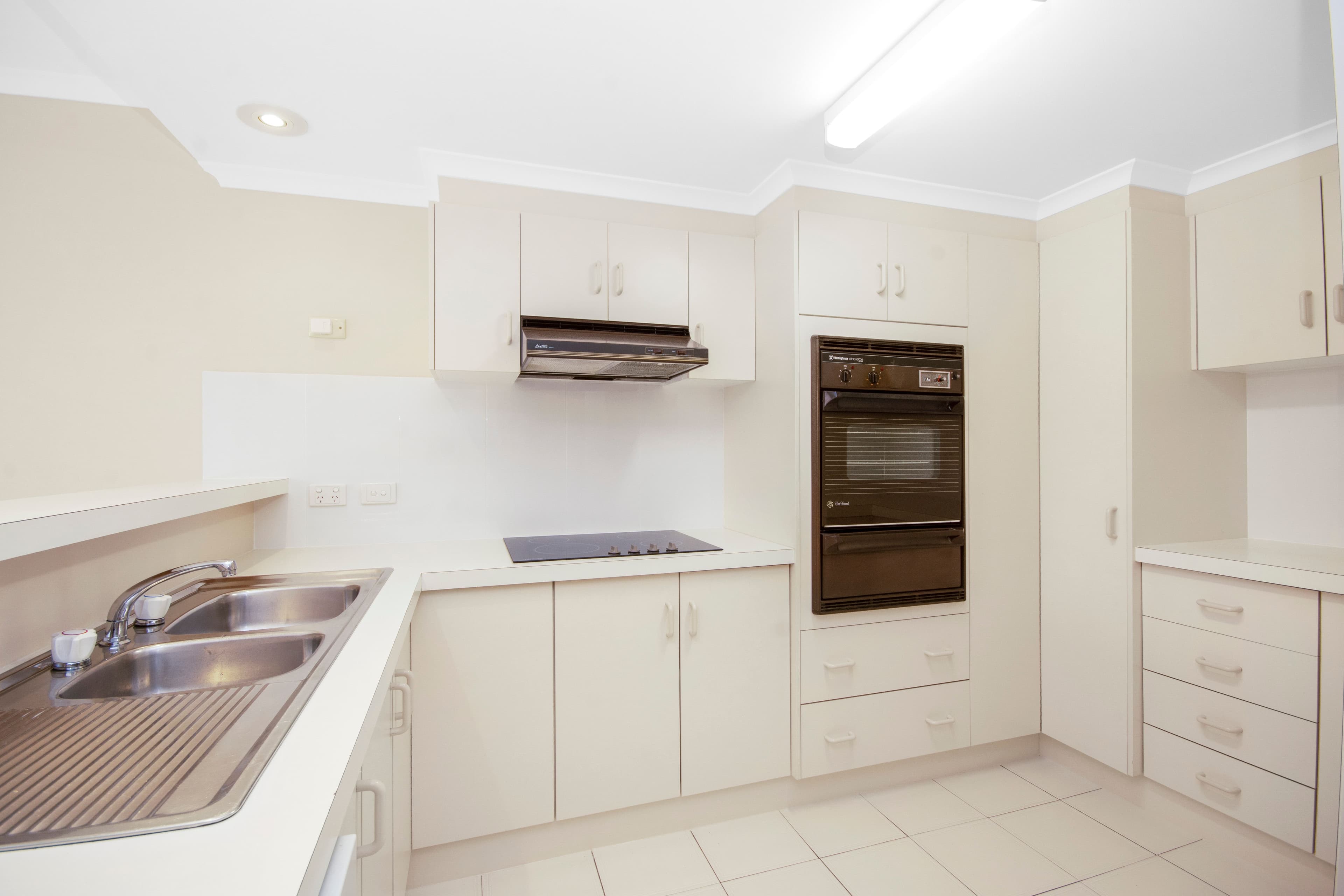 16 Beach Street, Yamba NSW 2464, Yamba - Thumbnail 2