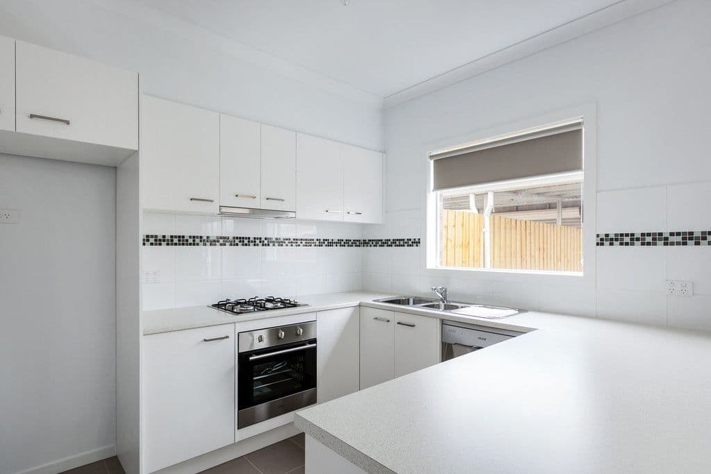 93 Cotters Road, EPPING VIC 3076, Epping - Thumbnail 2