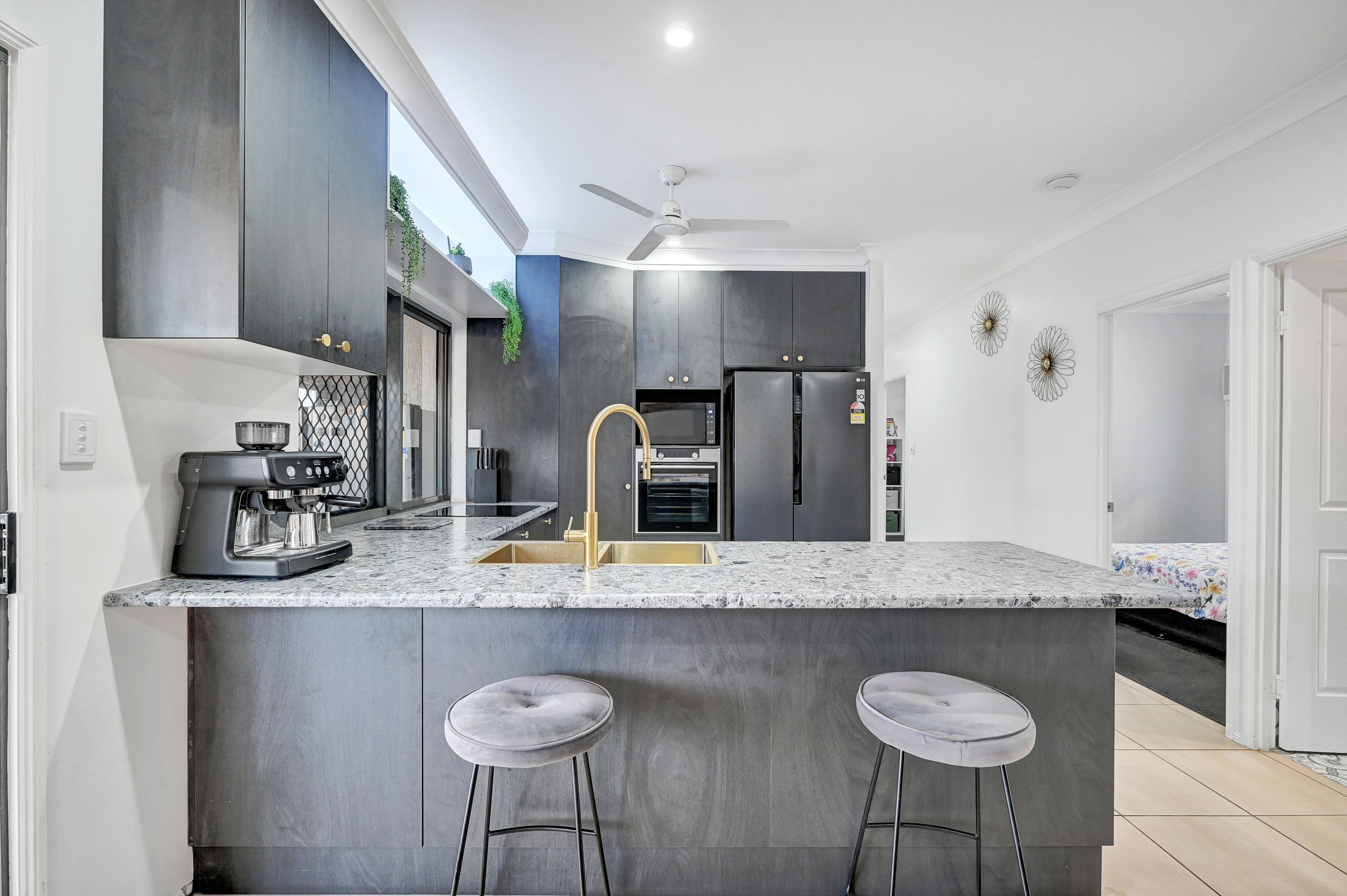 26 Dungurra Place, Bushland Beach QLD 4818, Bushland Beach - Thumbnail 4