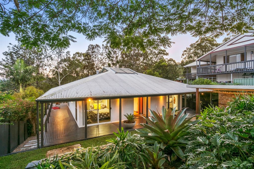 12 Larentia Street, Currumbin Waters QLD 4223, Currumbin Waters - Thumbnail 4