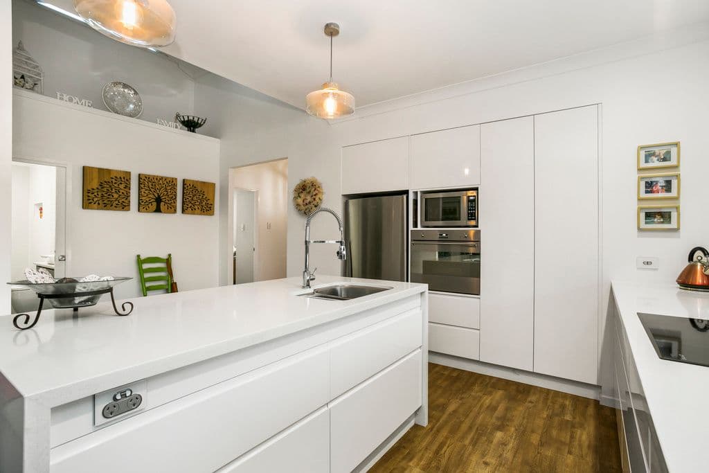 12 Larentia Street, Currumbin Waters QLD 4223, Currumbin Waters - Thumbnail 6