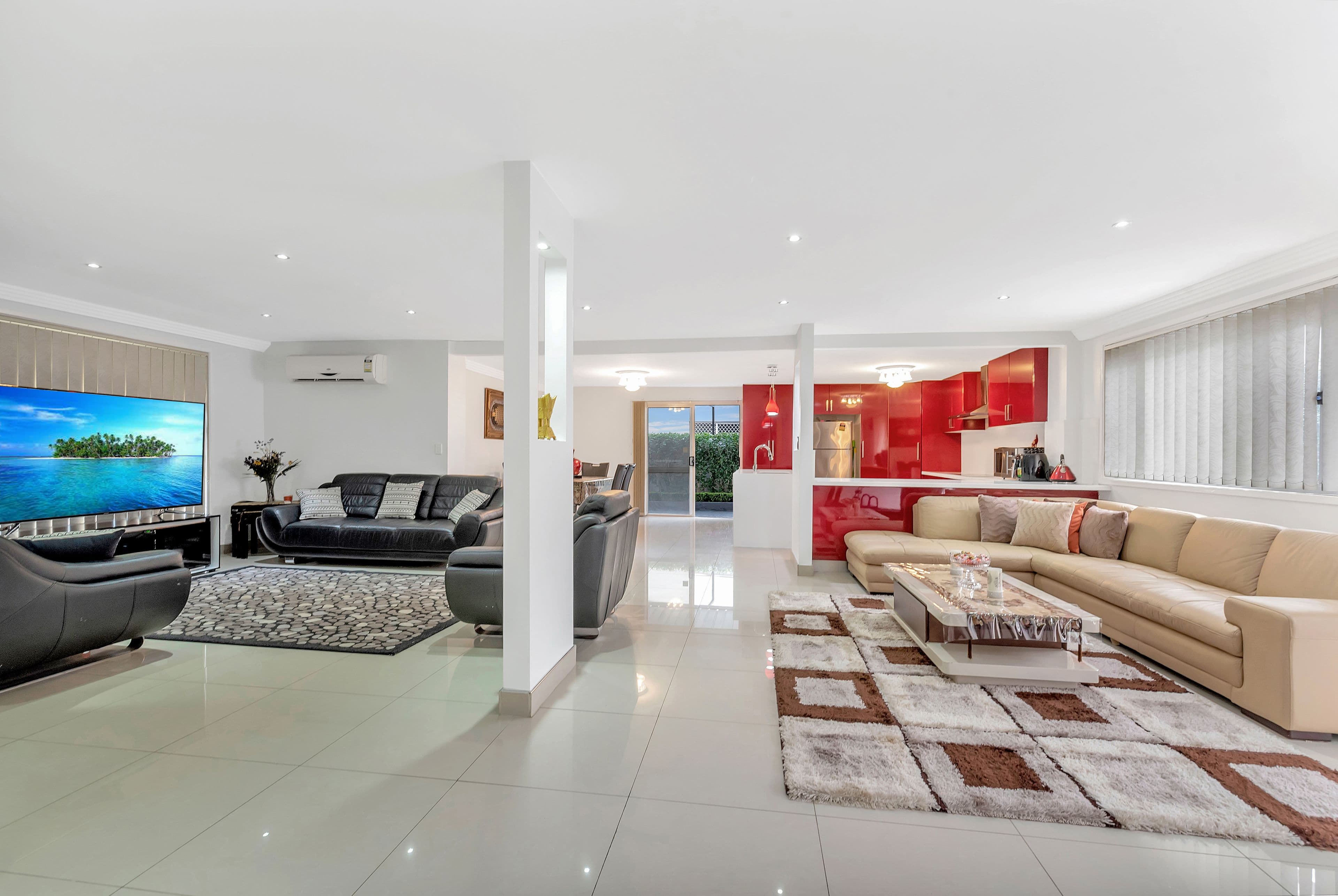 16 Hampshire Place, Wakeley - Thumbnail 2