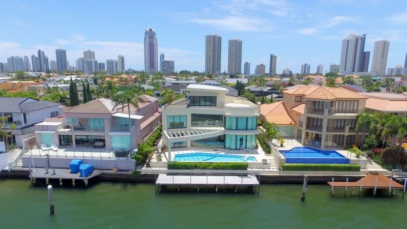76 Admiralty Drive, SURFERS PARADISE QLD 4217, Surfers Paradise - Thumbnail 2