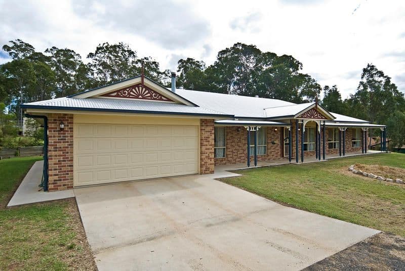 29 Diana Court, WITHCOTT QLD 4352, Withcott - Thumbnail 2