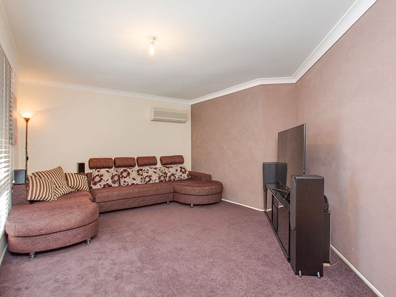 37 Macadamia Street, WYNNUM WEST QLD 4178, Wynnum West - Thumbnail 5