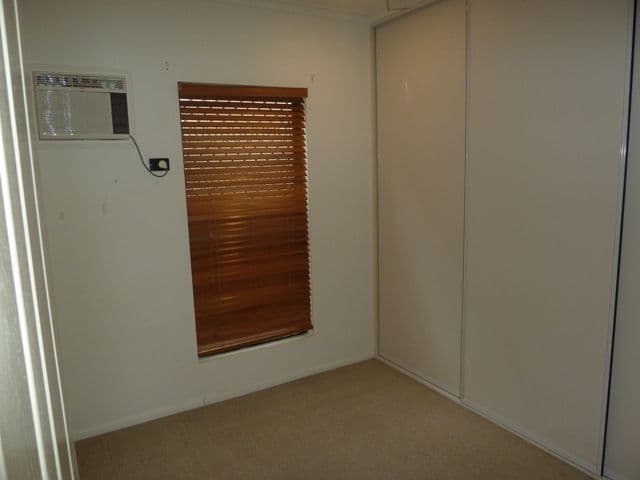 24 Meadow Street, NORTH MACKAY QLD 4740, North Mackay - Thumbnail 6