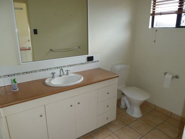 24 Meadow Street, NORTH MACKAY QLD 4740, North Mackay - Thumbnail 7