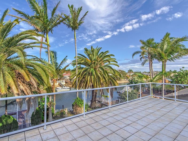 89 Campbell Street, SORRENTO QLD 4217, Sorrento - Thumbnail 3