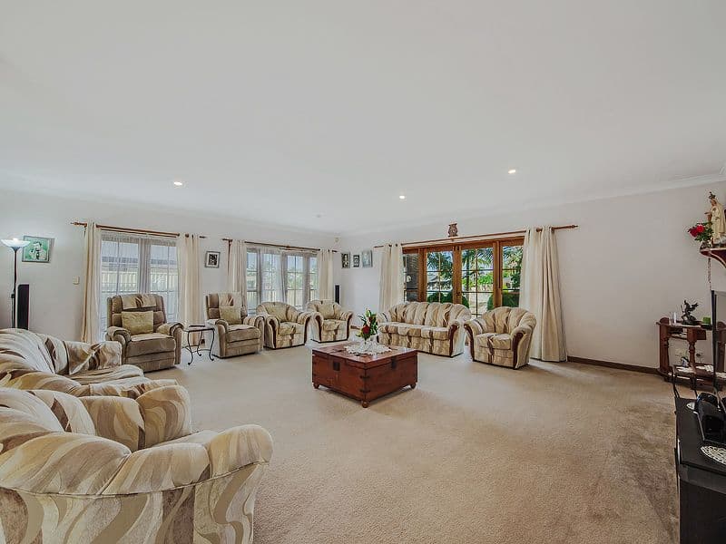 89 Campbell Street, SORRENTO QLD 4217, Sorrento - Thumbnail 8