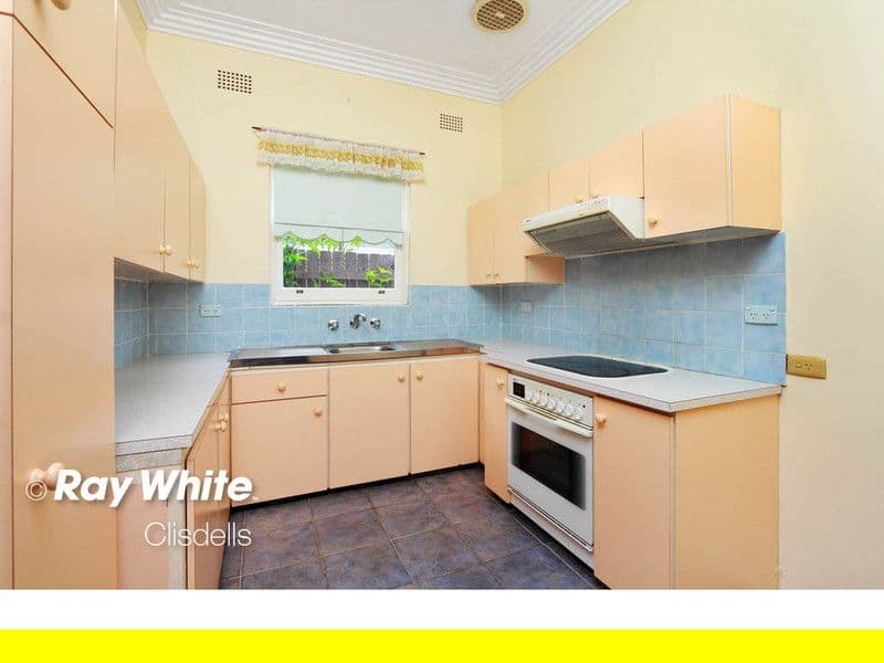 8 Fortescue Street, BEXLEY NORTH NSW 2207, Bexley North - Thumbnail 2