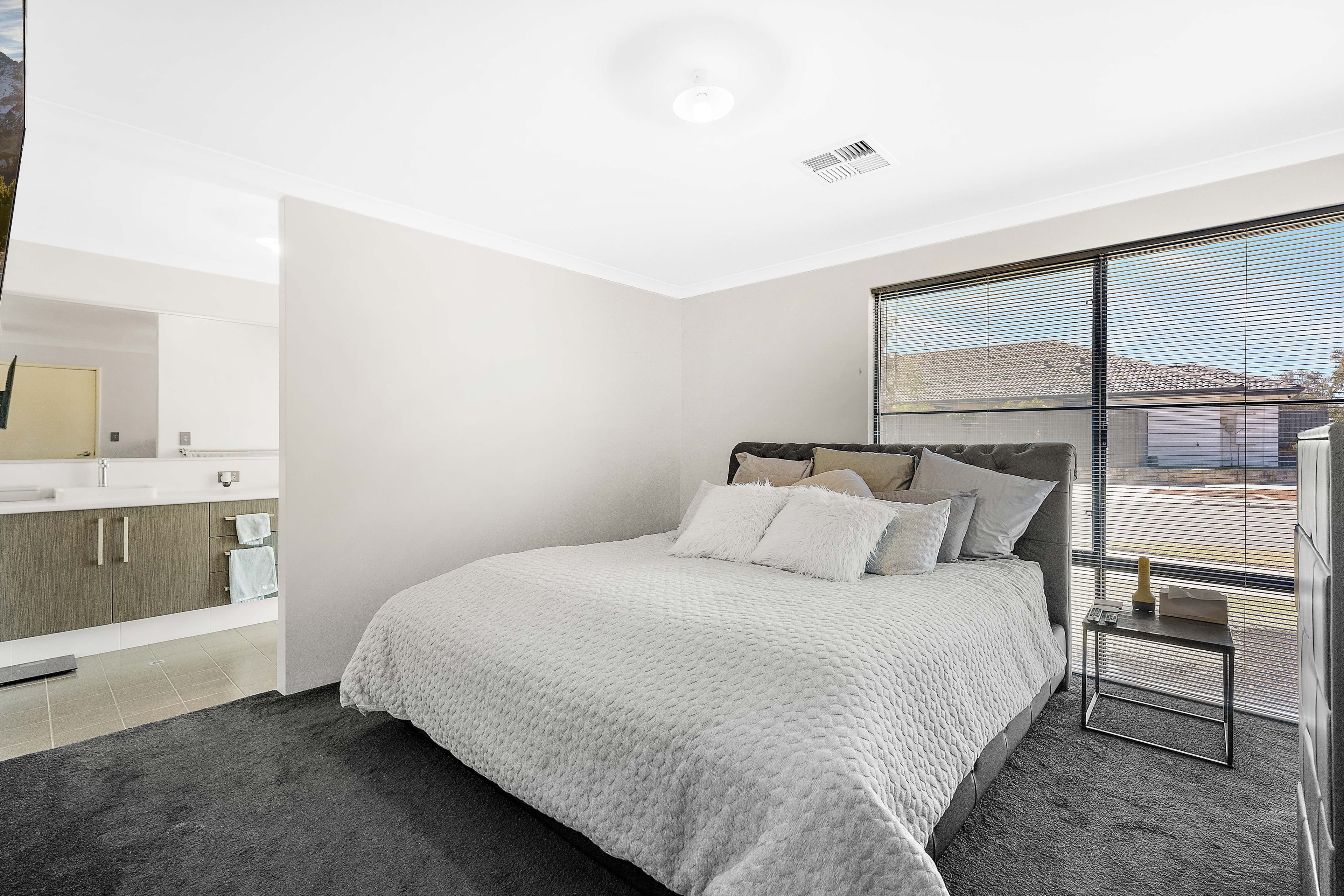 12 Nesbit Drive, Haynes WA 6112, Haynes - Thumbnail 4