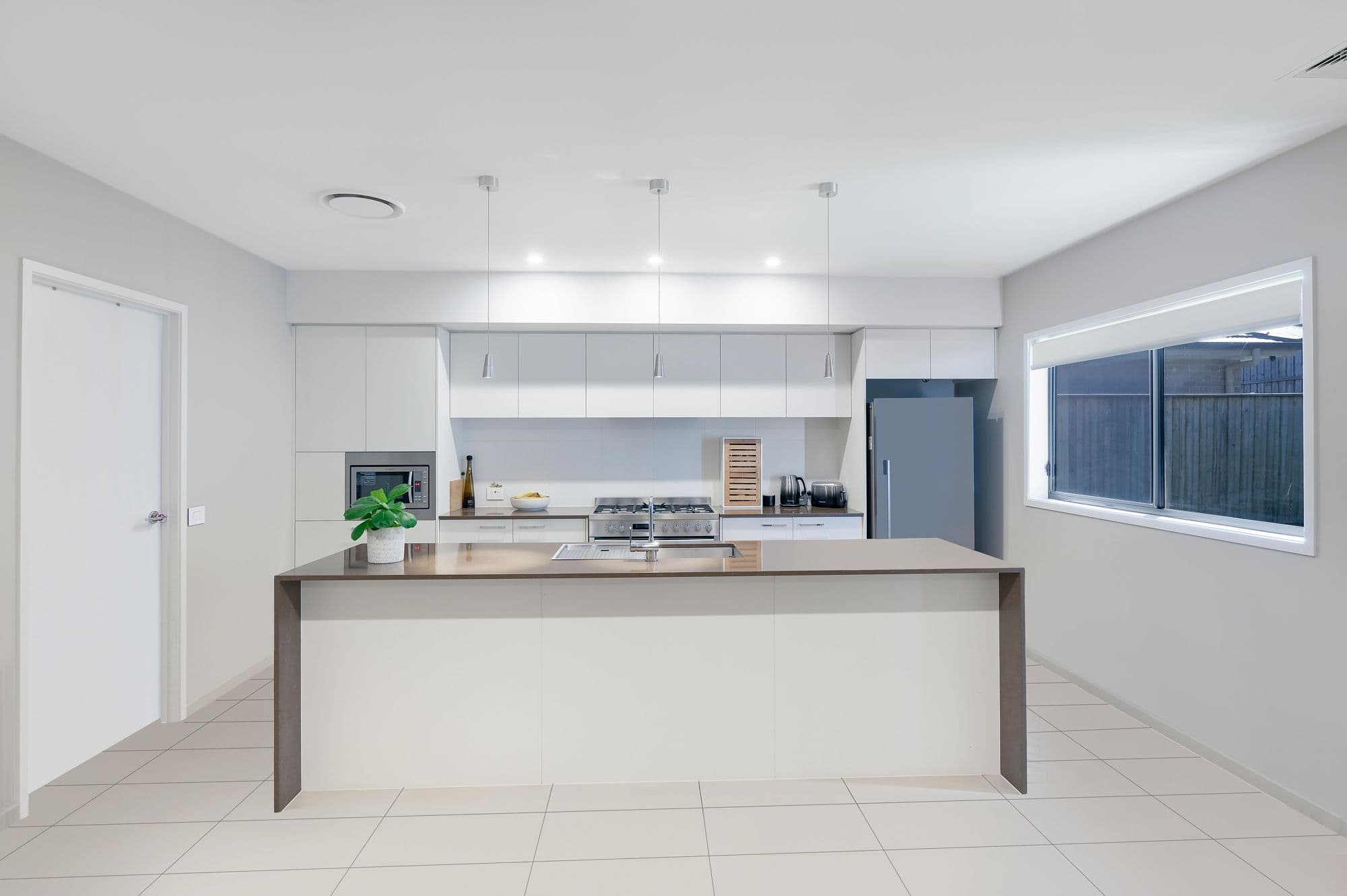 19 Fenwick Street, GLEDSWOOD HILLS NSW 2557, Gledswood Hills - Thumbnail 4