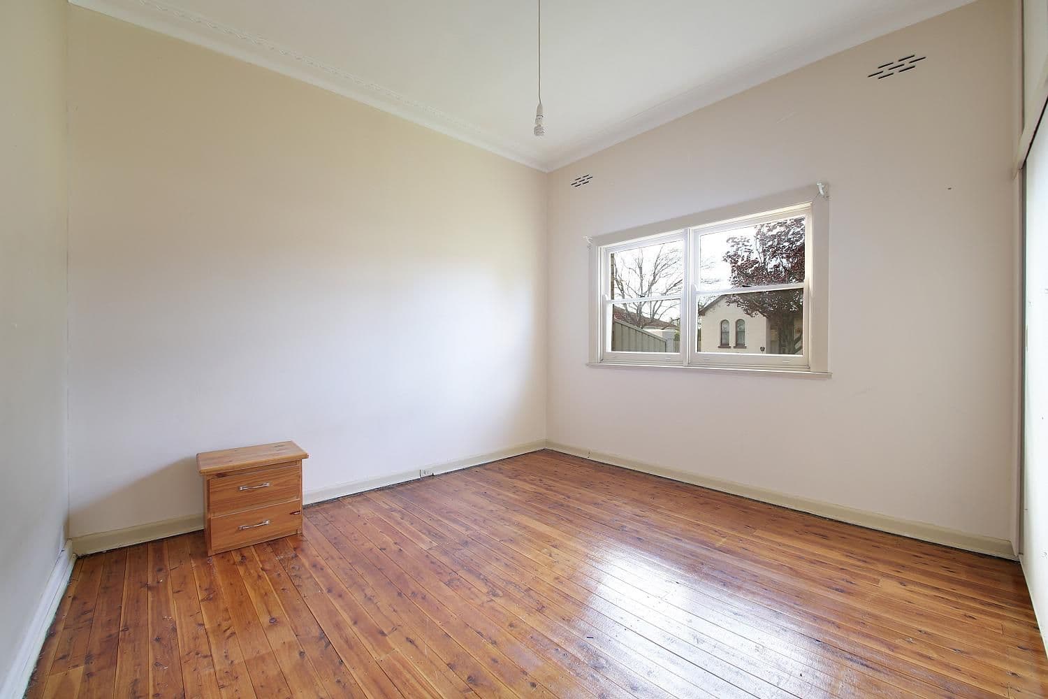 16 Opal Street, GOULBURN NSW 2580, Goulburn - Thumbnail 4
