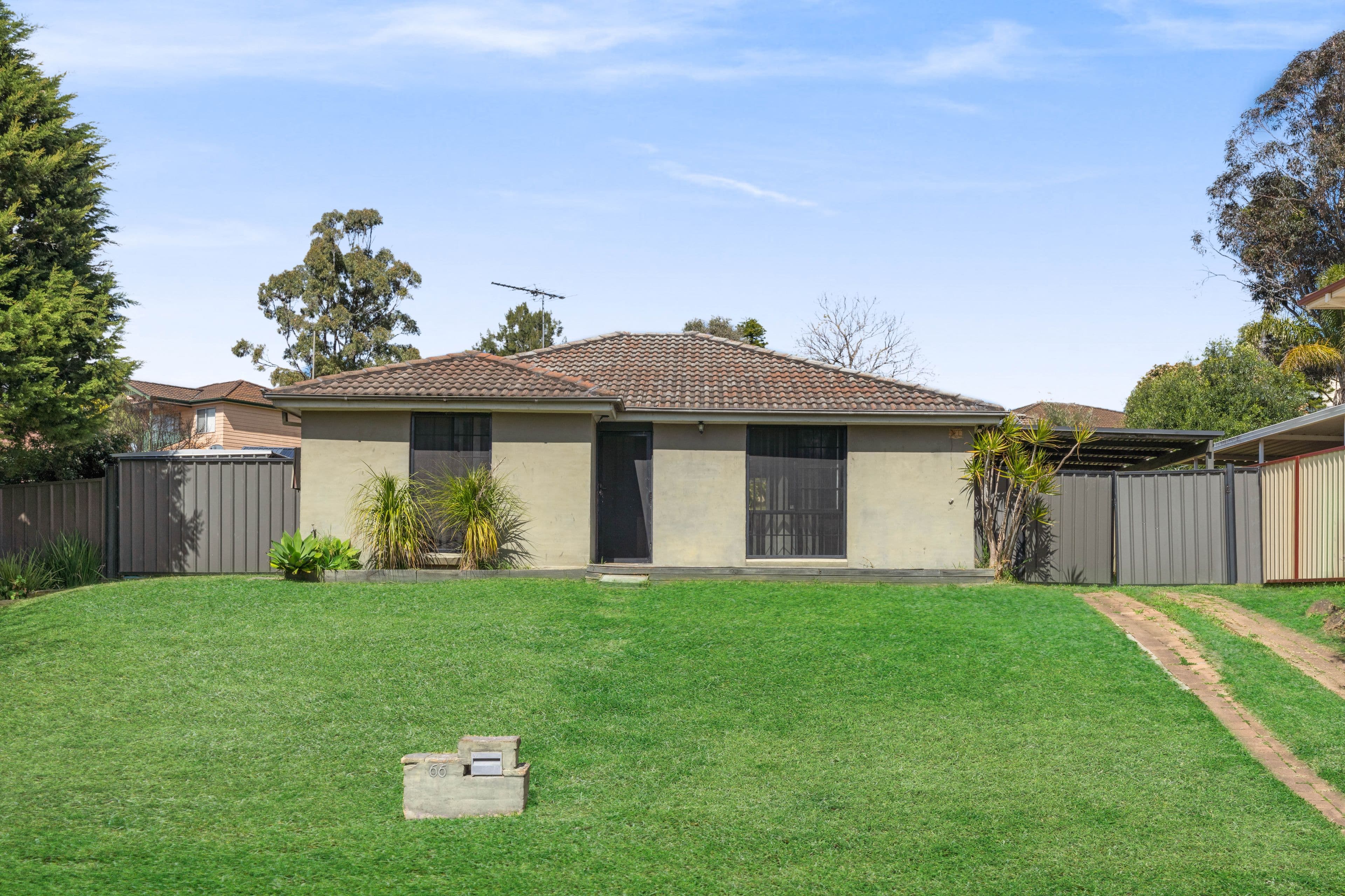 66 Cleopatra Drive, Rosemeadow NSW 2560, Rosemeadow - Image 1