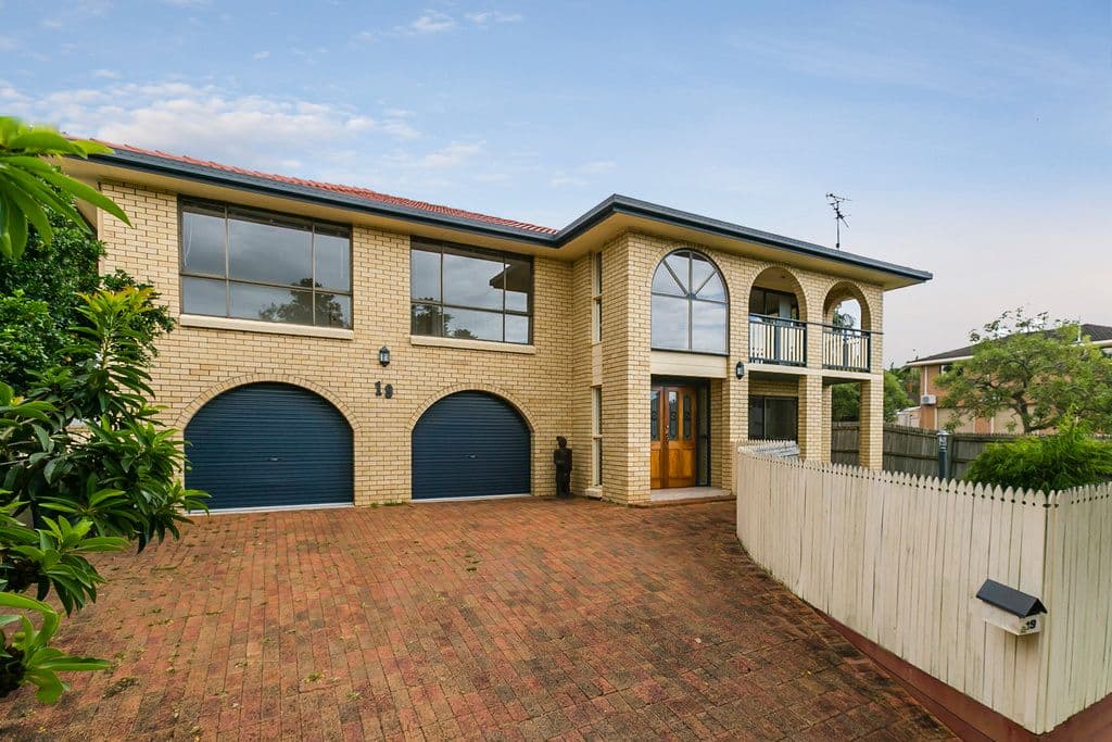 19 Redpath Street, Wishart QLD 4122, Wishart - Thumbnail 2
