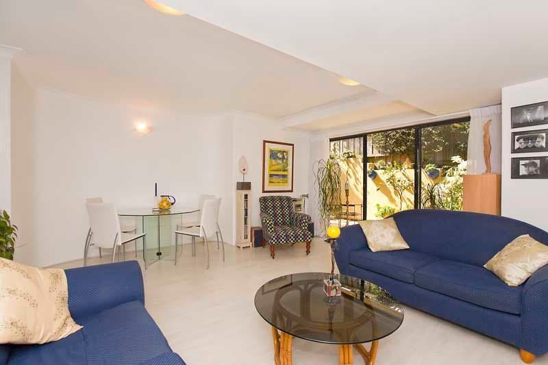 15 Mafeking Avenue, LANE COVE NSW 2066, Lane Cove - Thumbnail 2