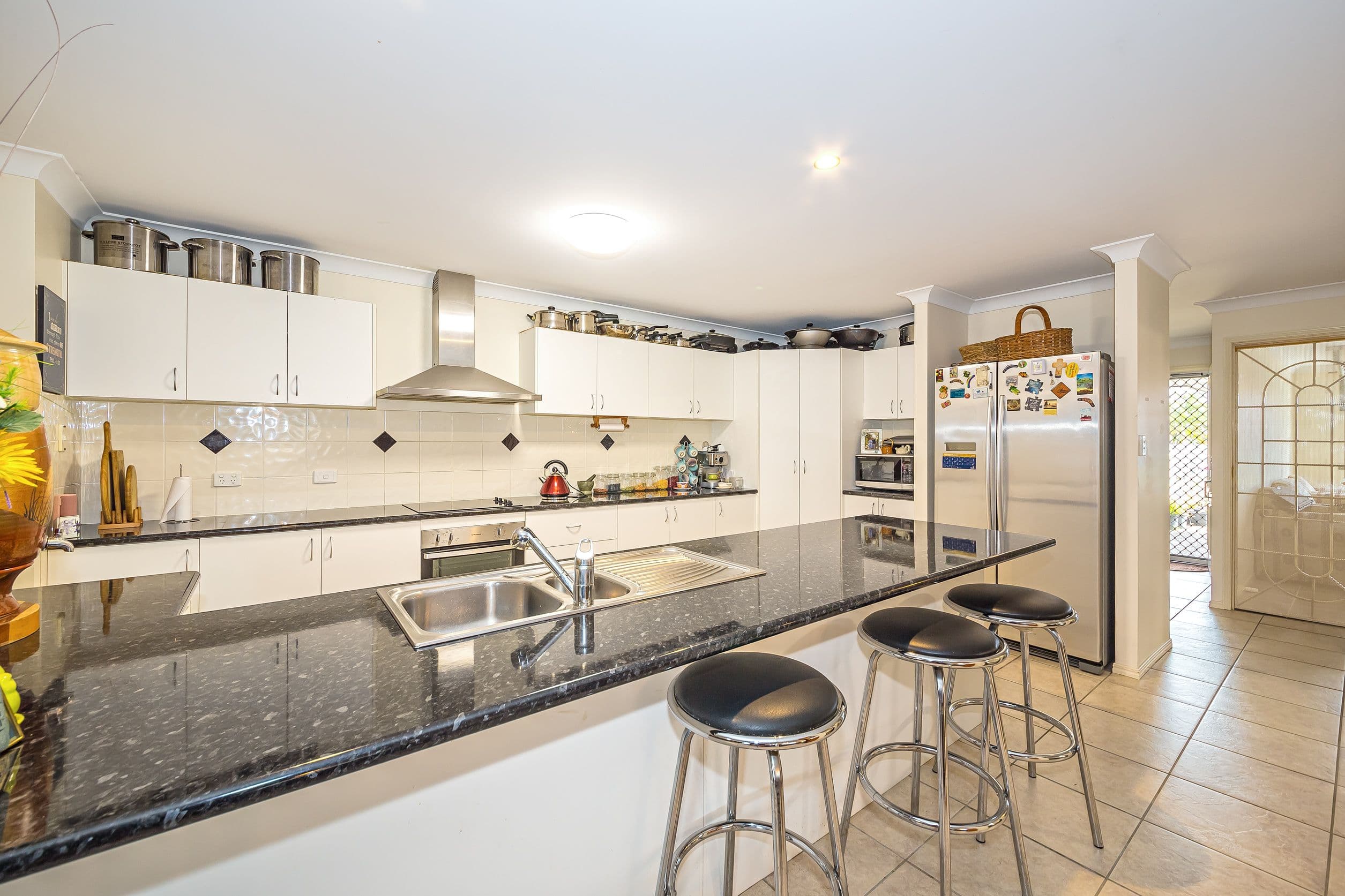 5 Reeders Street, Sandstone Point QLD 4511, Sandstone Point - Thumbnail 2