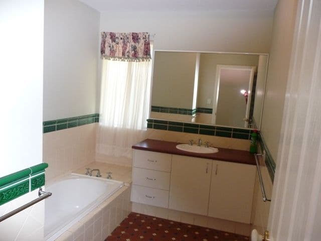 32 Fraser Street, YORK WA 6302, York - Thumbnail 6