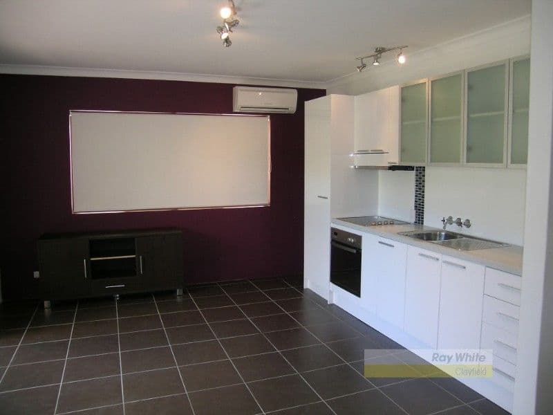 18 Reeve Street, CLAYFIELD QLD 4011, Clayfield - Thumbnail 3