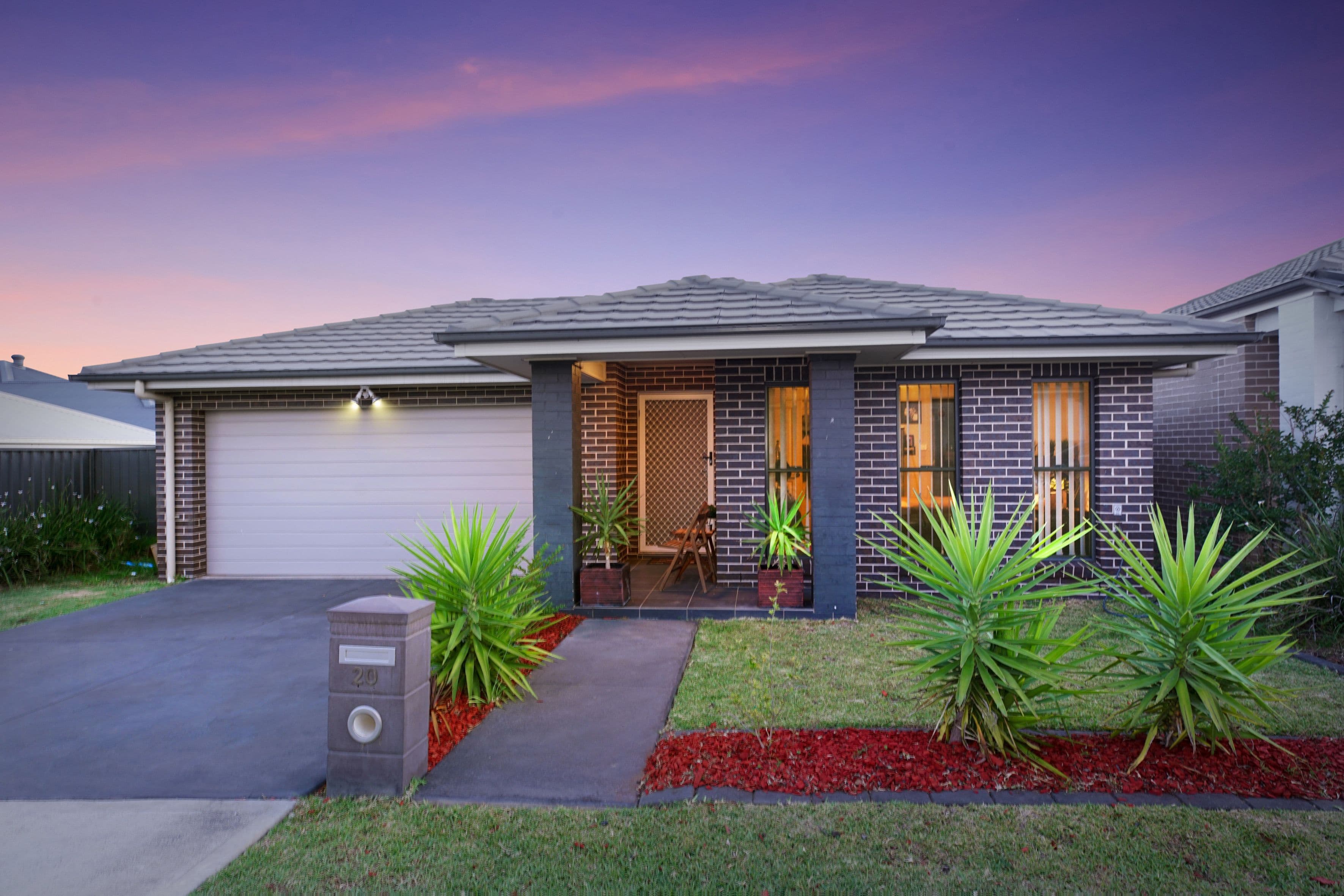 20 Buchanan Street, Jordan Springs - Image 1