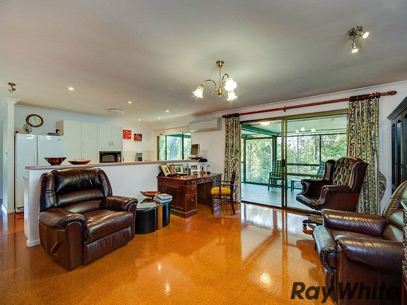 32 Blue Hills Drive, BUNYA QLD 4055, Bunya - Thumbnail 8