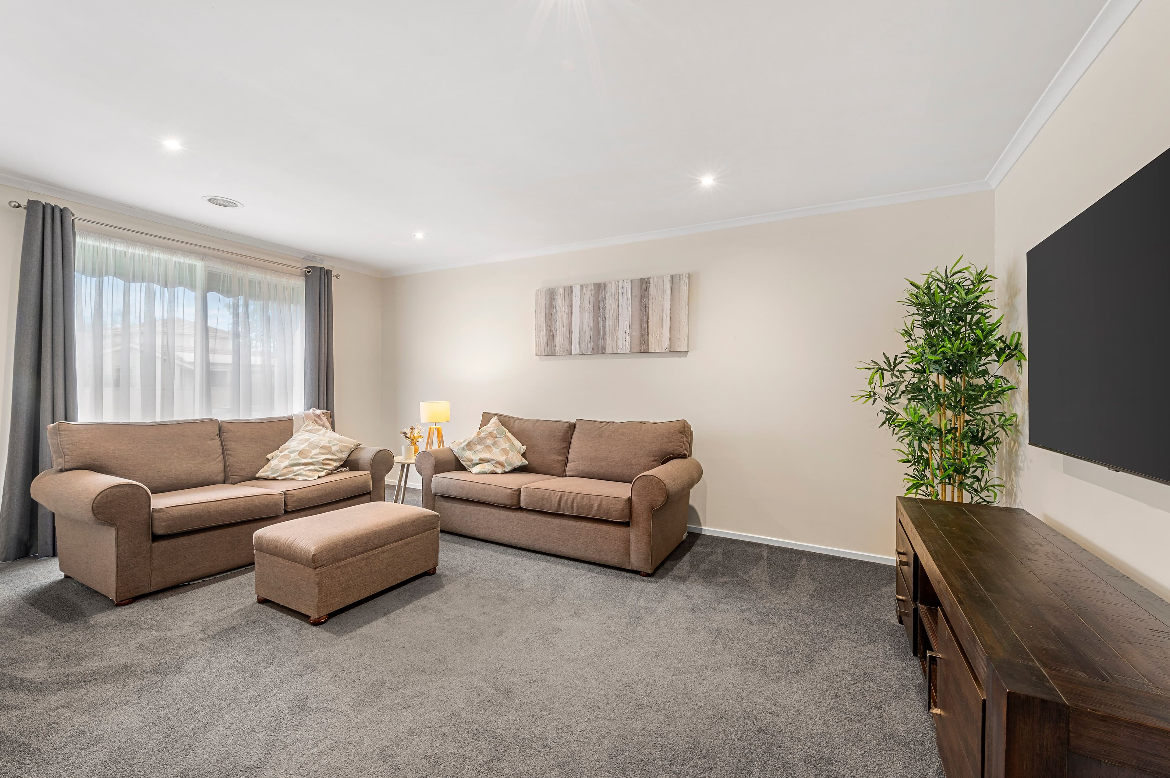 18 Snowgum Close, Rowville VIC 3178, Rowville - Thumbnail 6