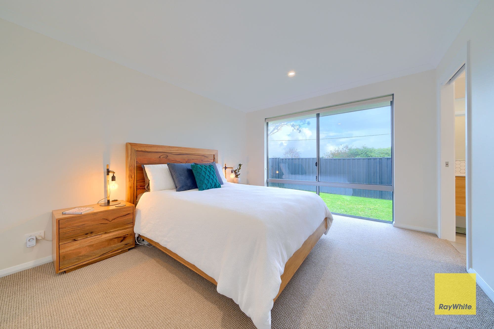 24 Hudson Road, Yakamia WA 6330, Yakamia - Thumbnail 5