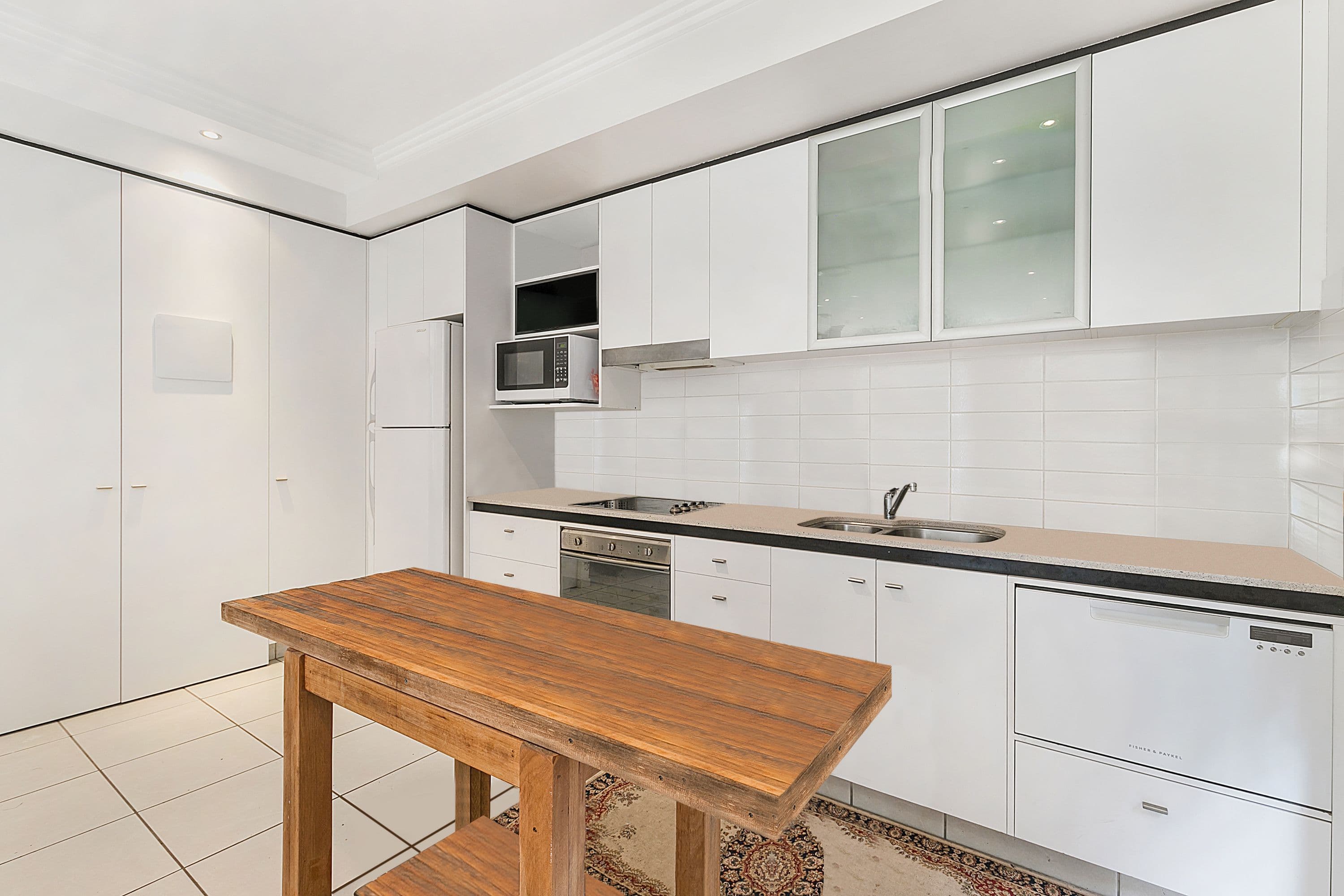106 Carmody Road, St Lucia QLD 4067, St Lucia - Thumbnail 2
