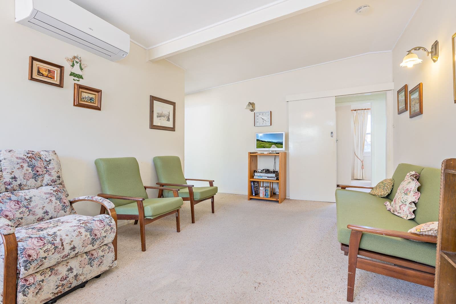 70 Victoria Street, Adamstown - Thumbnail 4