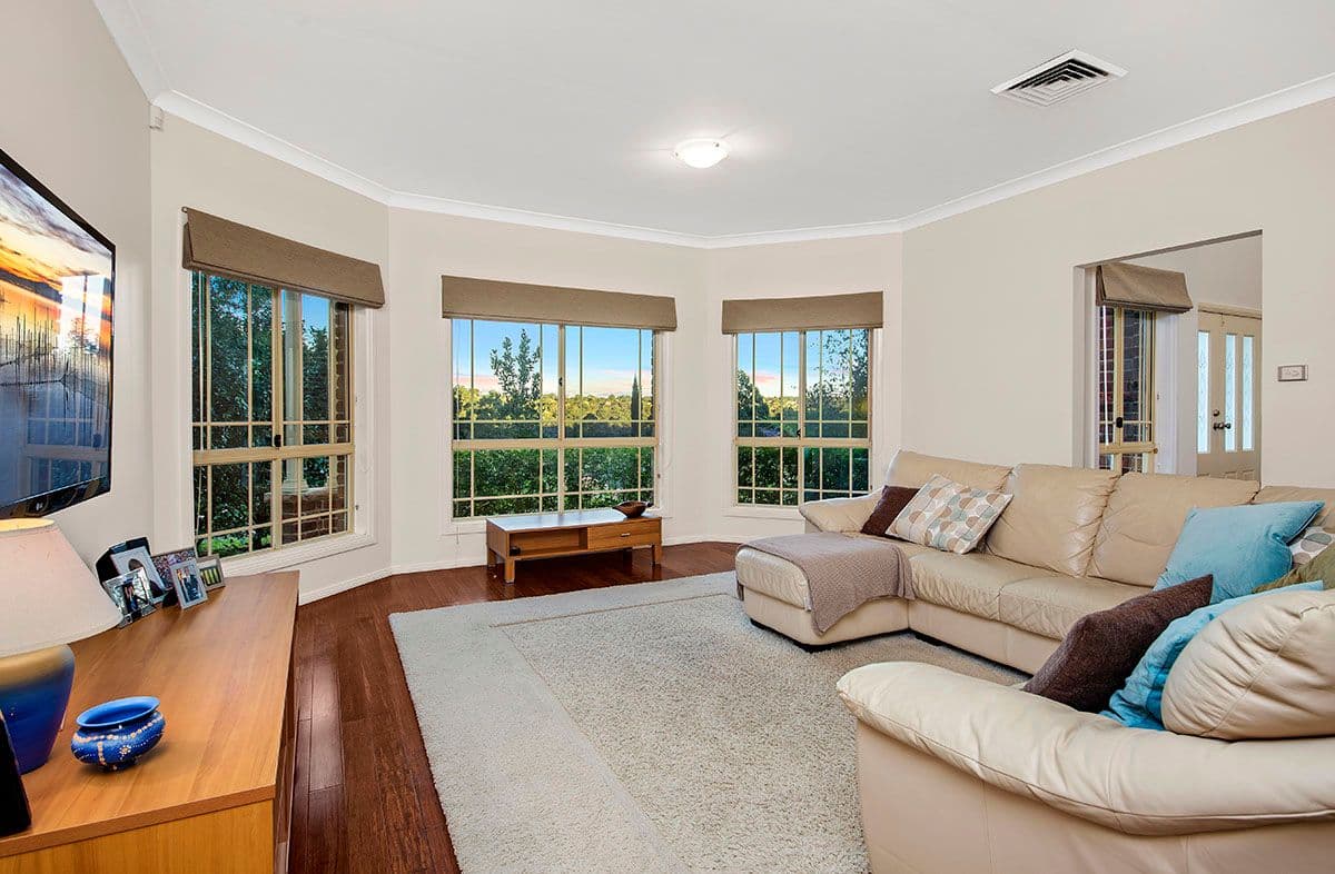 28 Fawkner Place, Barden Ridge - Thumbnail 4