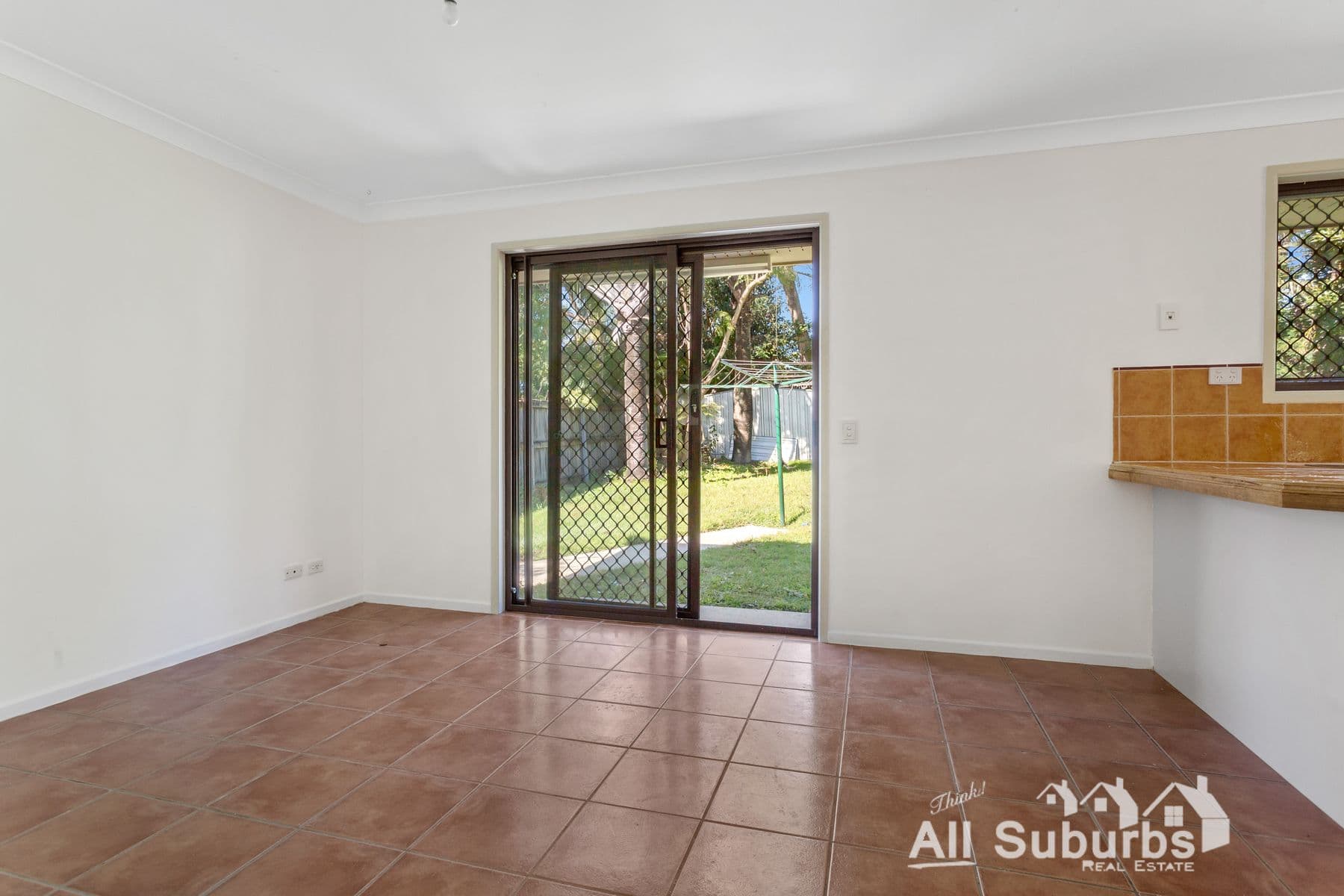 14 Karingal Court, Boronia Heights QLD 4124, Boronia Heights - Thumbnail 2