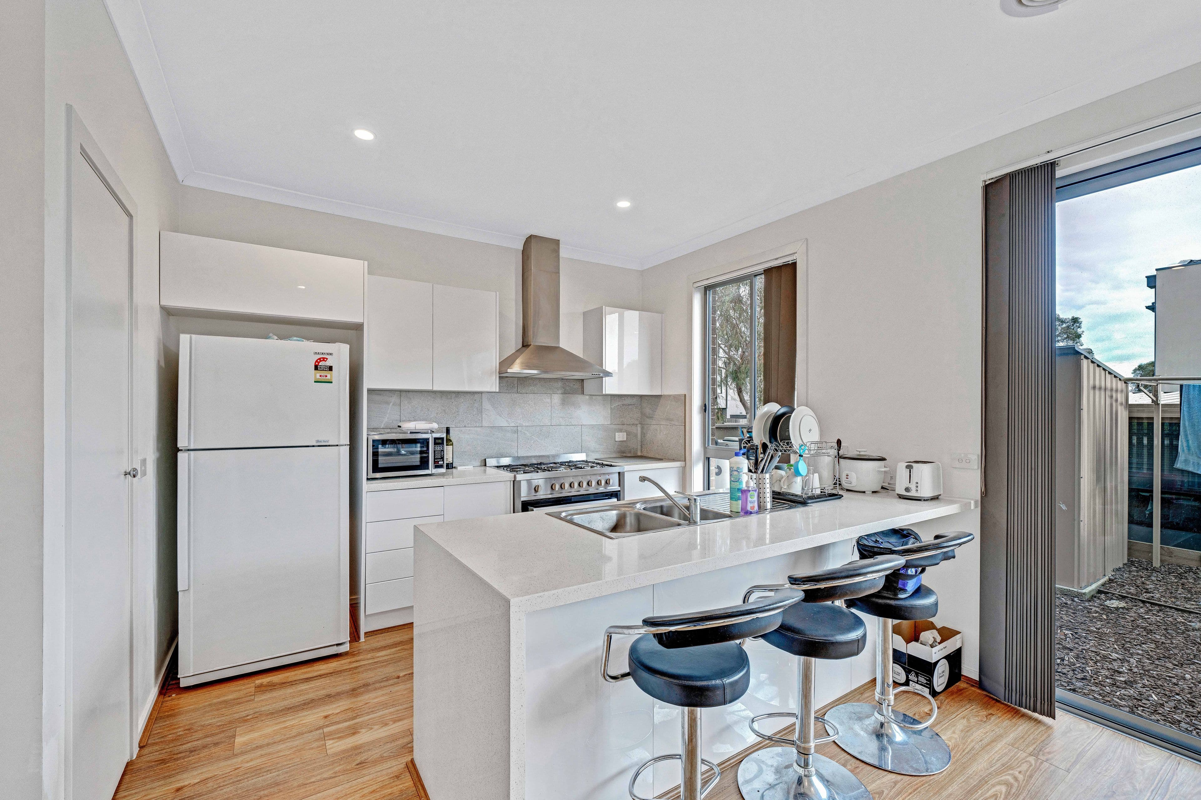 2 Braddon Way, Lynbrook VIC 3975, Lynbrook - Thumbnail 3