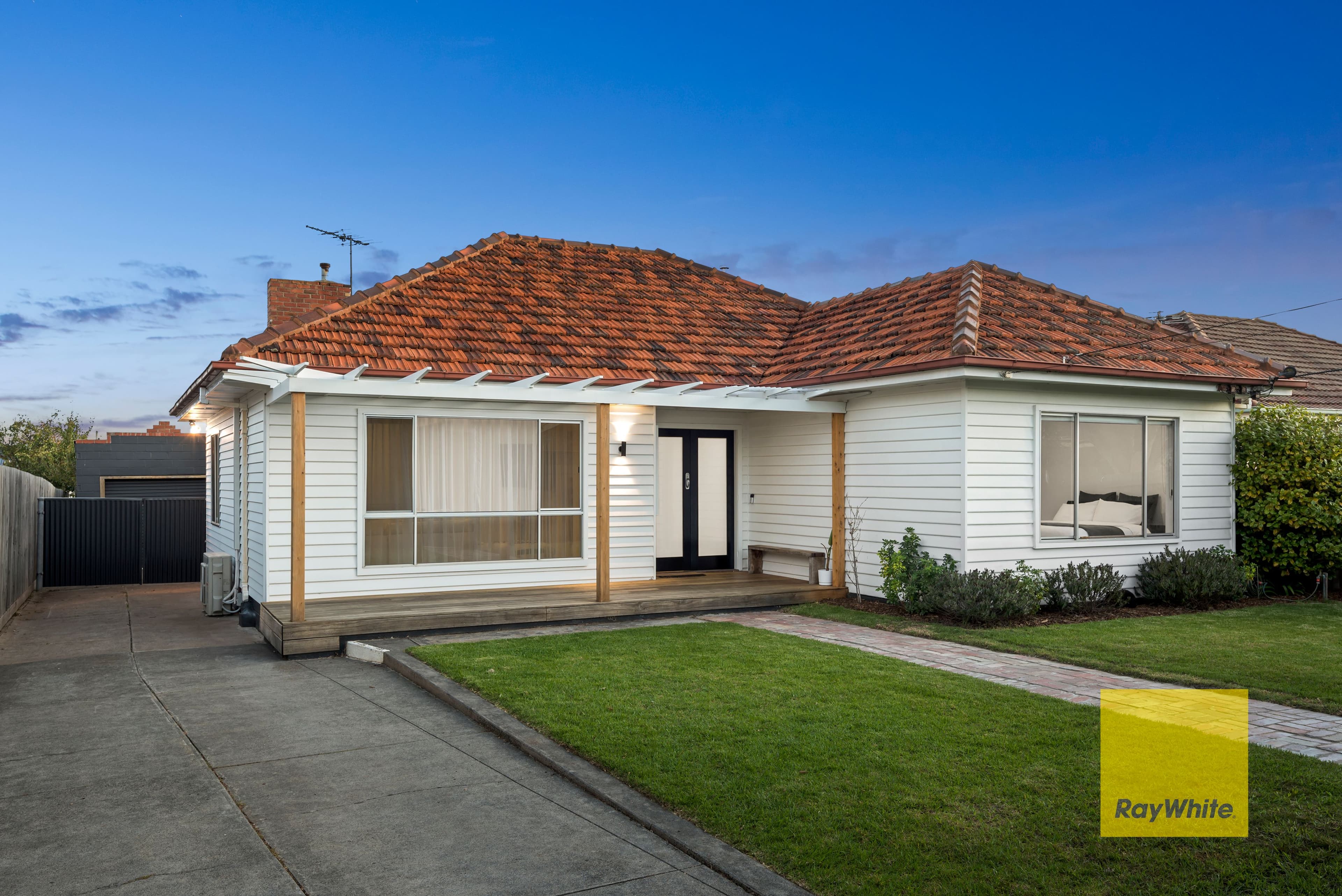 67 Laura Avenue, Belmont VIC 3216, Belmont - Thumbnail 2