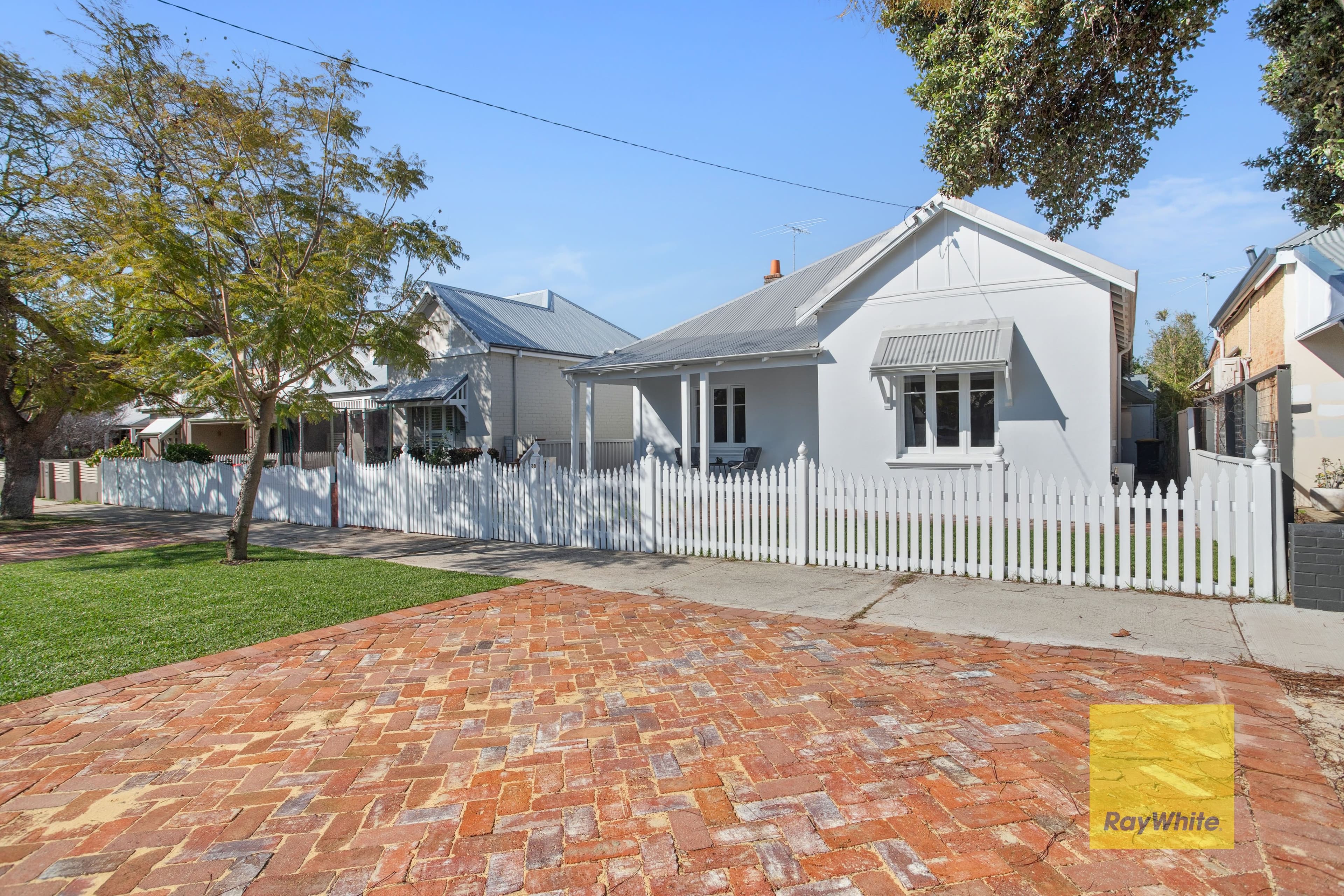 38 Commonwealth Avenue, North Perth WA 6006, North Perth - Thumbnail 2
