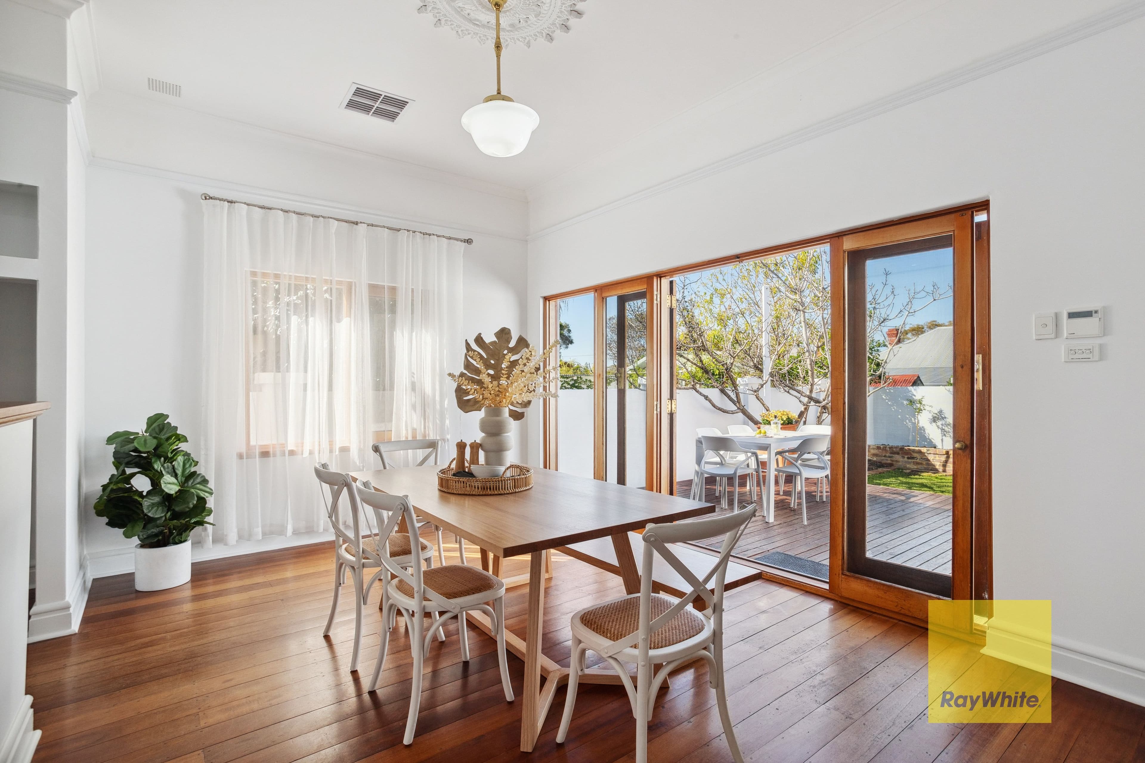 38 Commonwealth Avenue, North Perth WA 6006, North Perth - Thumbnail 4