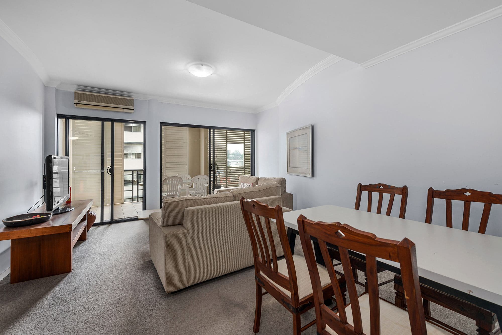 11 Grosvenor Road, Indooroopilly QLD 4068, Indooroopilly - Thumbnail 3
