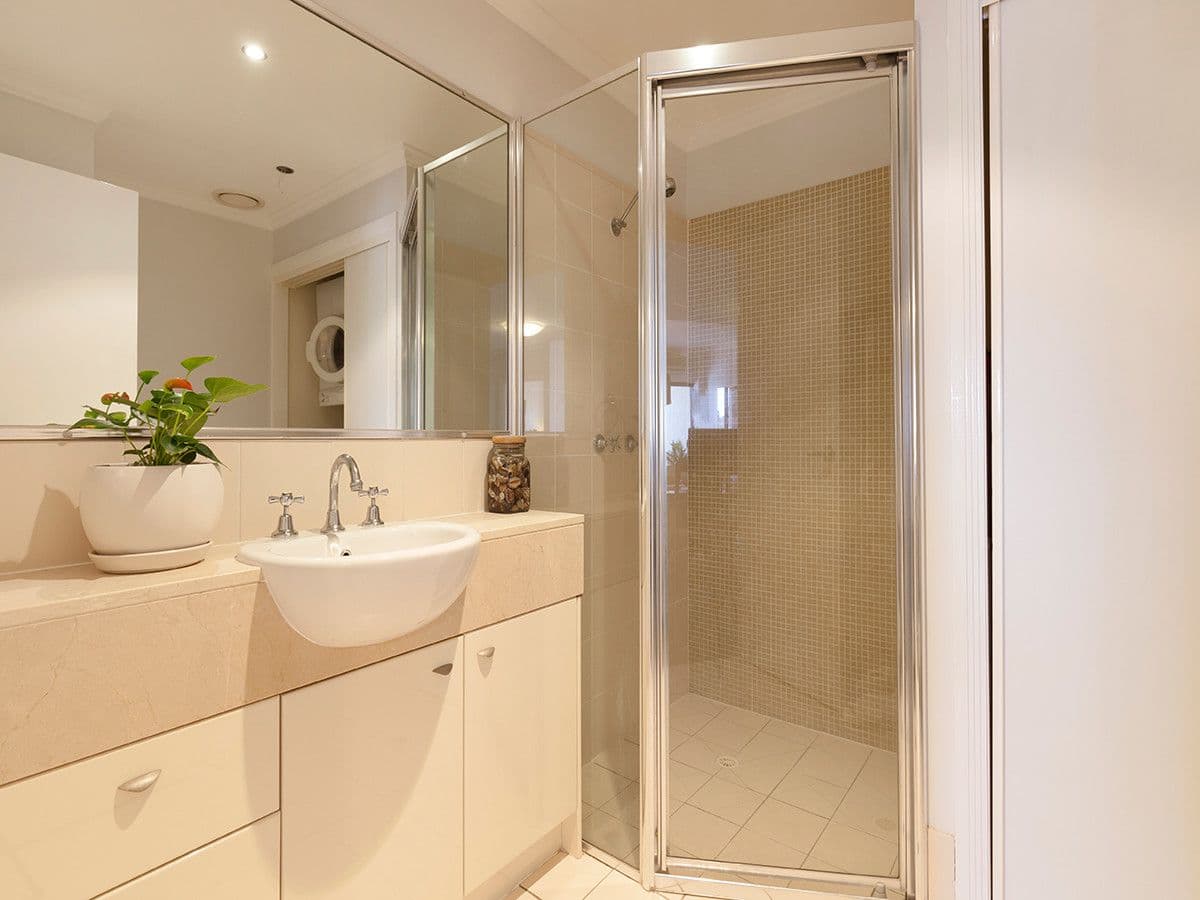 11 Grosvenor Road, Indooroopilly QLD 4068, Indooroopilly - Thumbnail 8