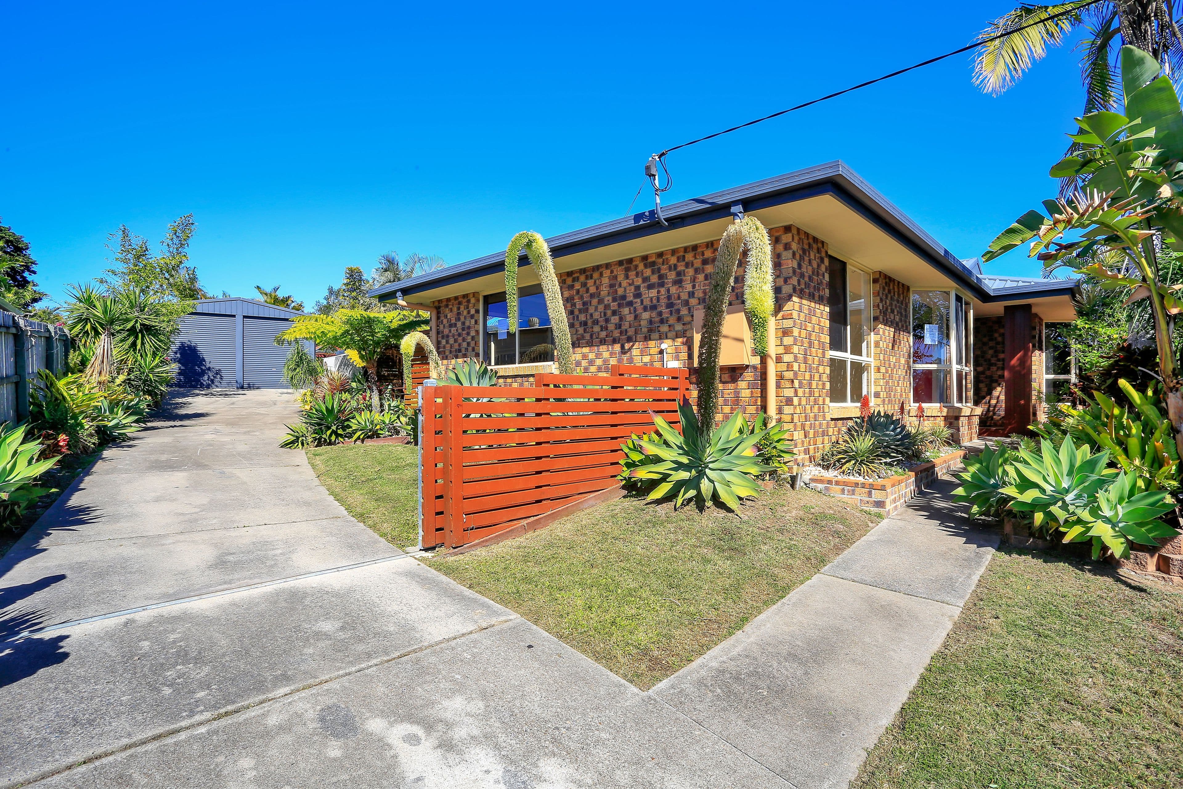 3 Carolyn Street, Dundowran Beach QLD 4655, Dundowran Beach - Thumbnail 2