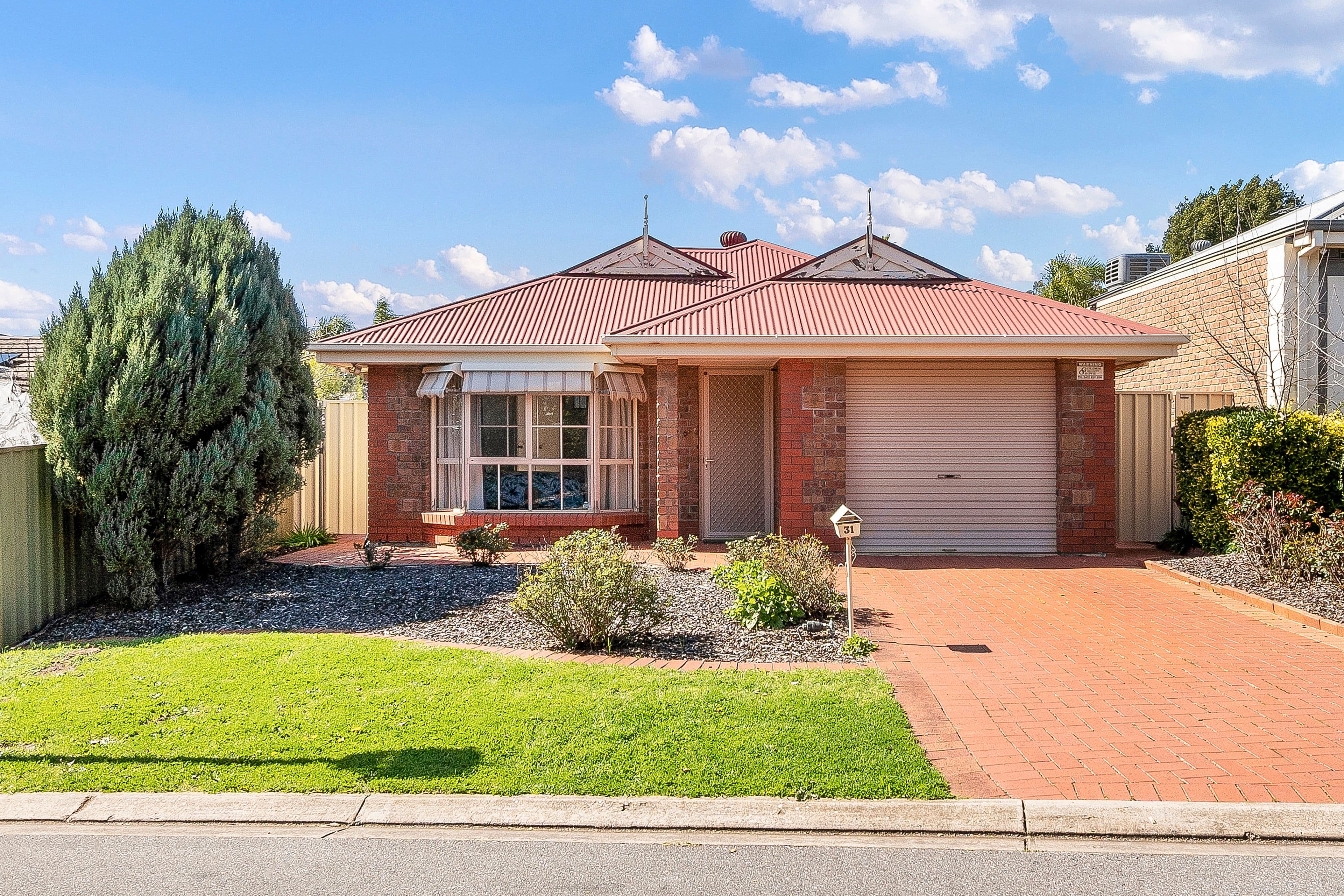 31 Eureka Crescent, Golden Grove SA 5125, Golden Grove - Thumbnail 2