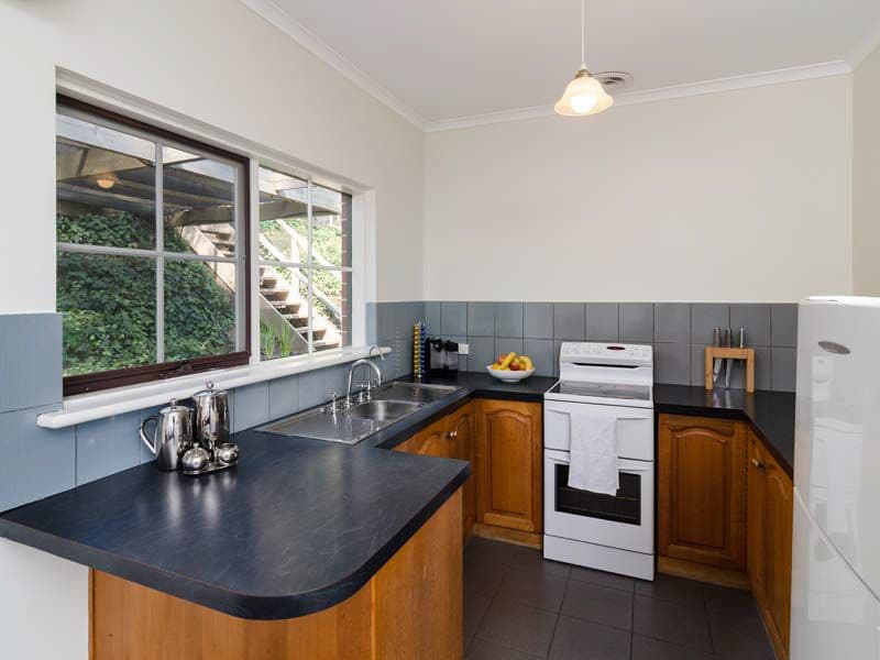 8 Hillview Street, CRAFERS WEST SA 5152, Crafers West - Thumbnail 6