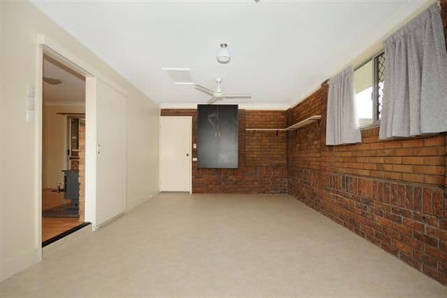 15 Gore Street, WESTBROOK QLD 4350, Westbrook - Thumbnail 5