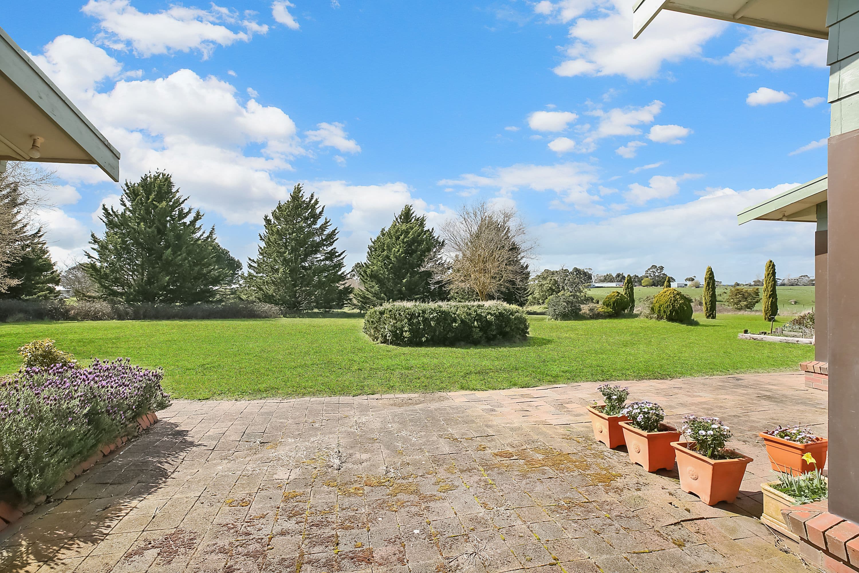 2 Clarke Street, Cobden VIC 3266, Cobden - Thumbnail 3