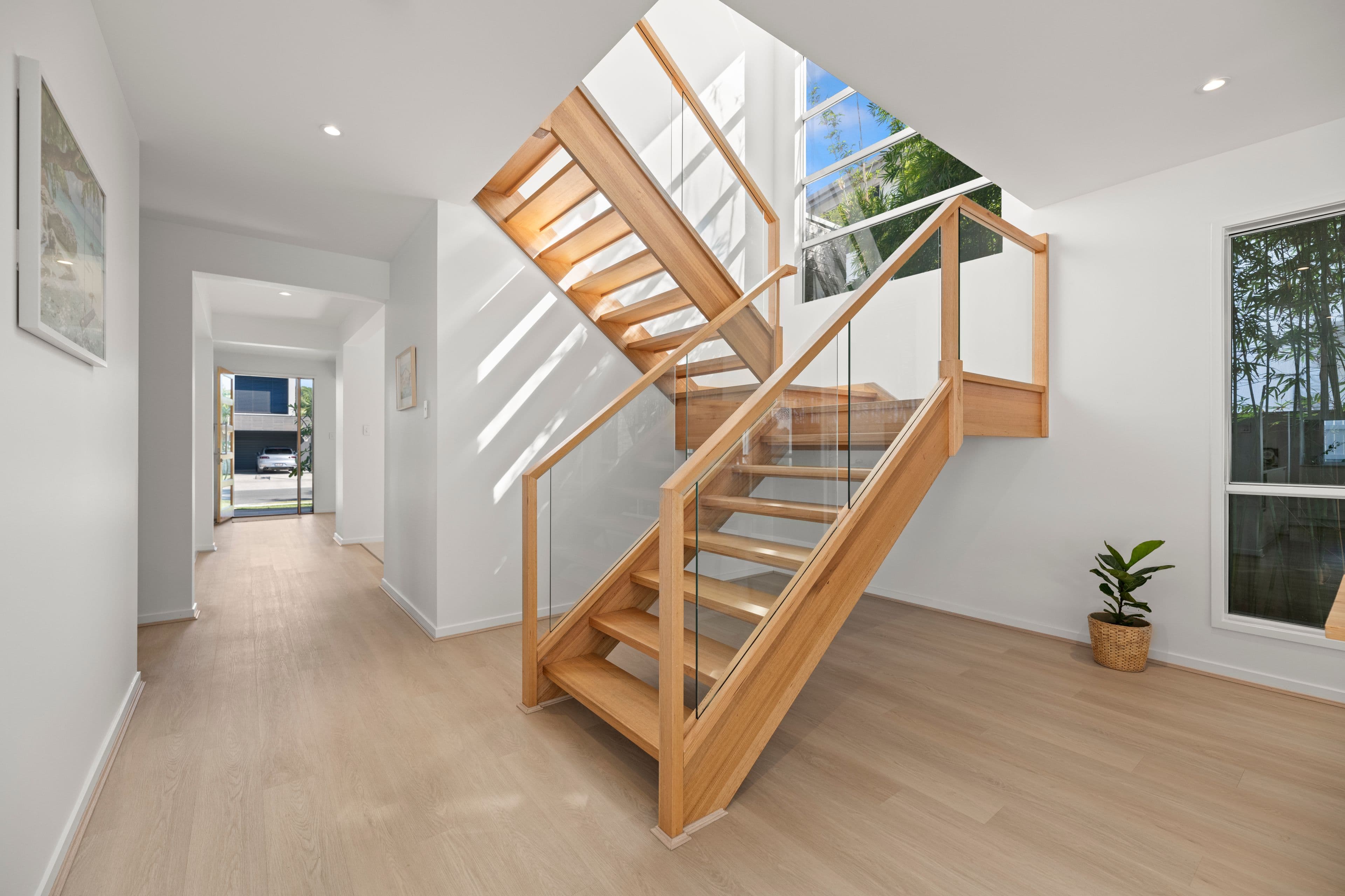 121 Seagull Avenue, Mermaid Beach QLD 4218, Mermaid Beach - Thumbnail 5